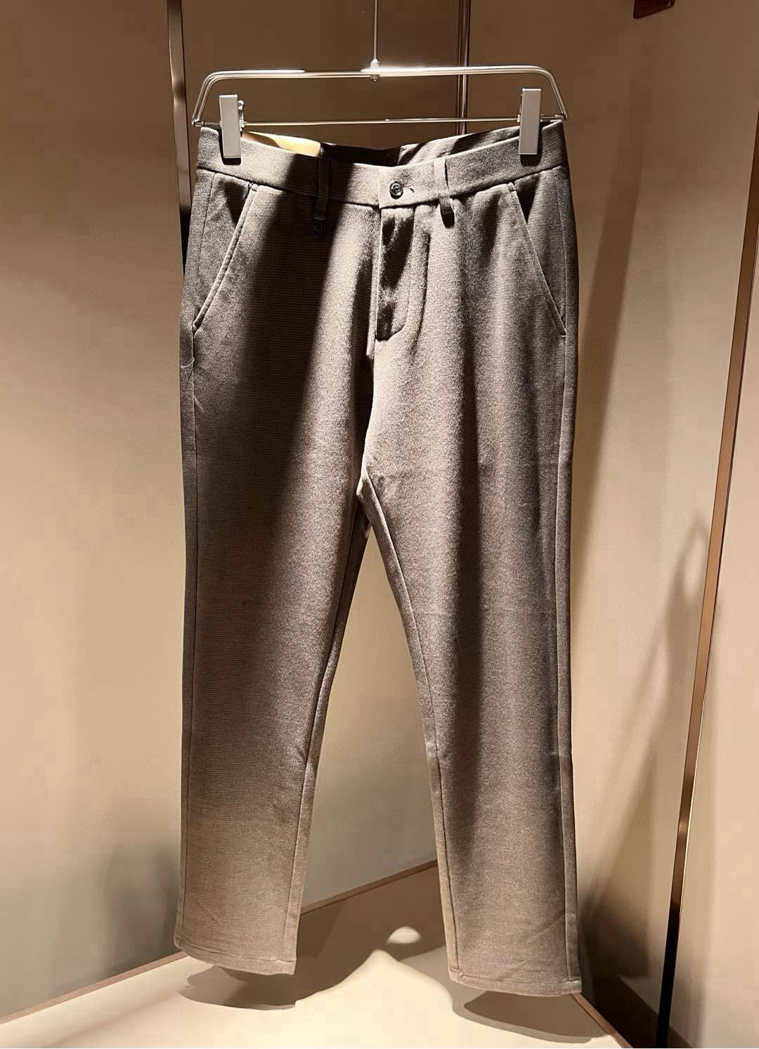 BURBER*Y巴*莉 2025秋冬男士休闲羊绒西裤，男士经典基础款小直筒裤 简洁纯色百搭款五金logo