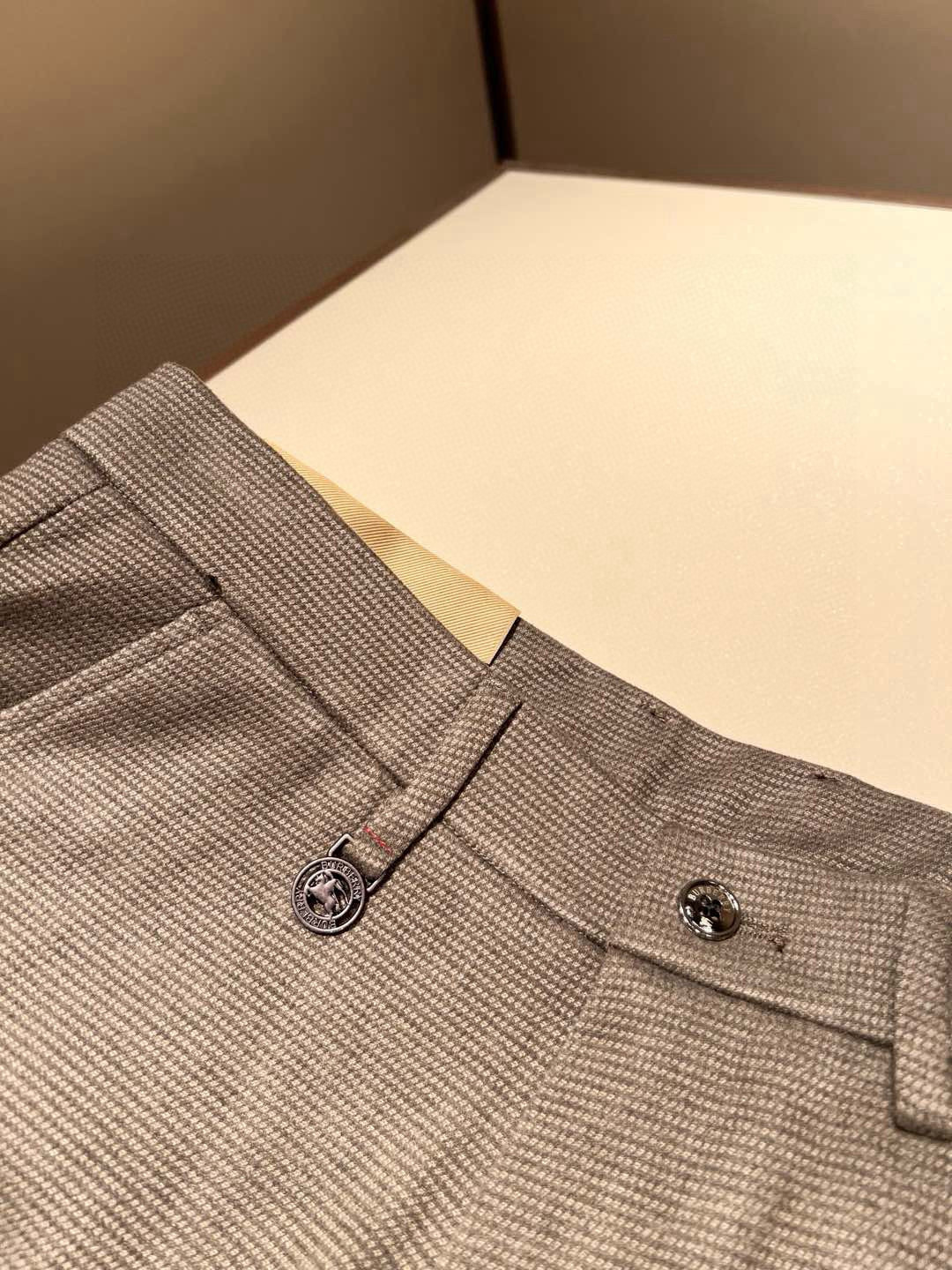 BURBER*Y巴*莉 2025秋冬男士休闲羊绒西裤，男士经典基础款小直筒裤 简洁纯色百搭款五金logo