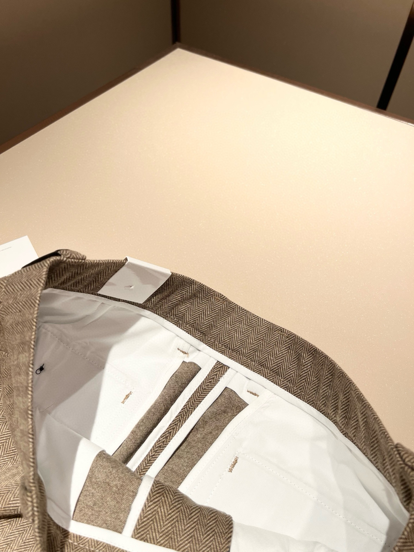 Moncl*r蒙*口2025秋冬最新的贸易订单休闲羊绒西裤！全品相！！原版logo五金辅料设计！定制专属