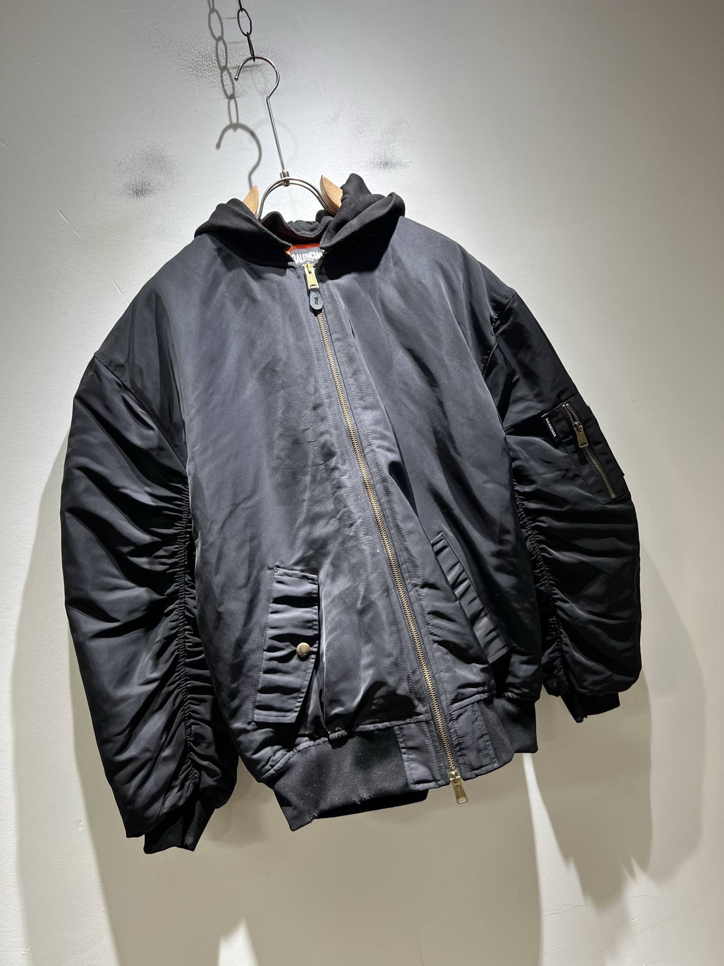 BALENCIA*巴黎*家 2025秋冬最新款休闲百搭休闲棉服夹克外套，男女同款👫❤️经典标志五金log