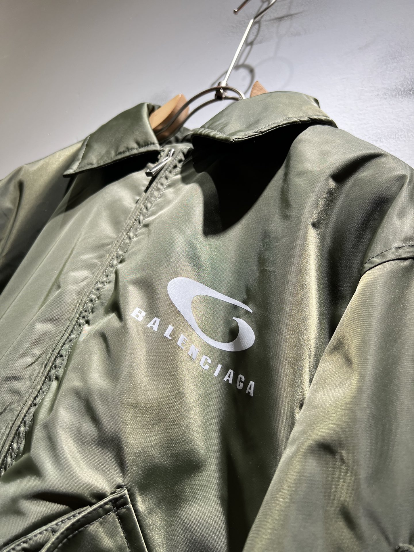 BALENCIA*巴黎*家 2025秋冬最新款休闲百搭休闲棉服夹克外套，男女同款👫❤️经典标志五金log