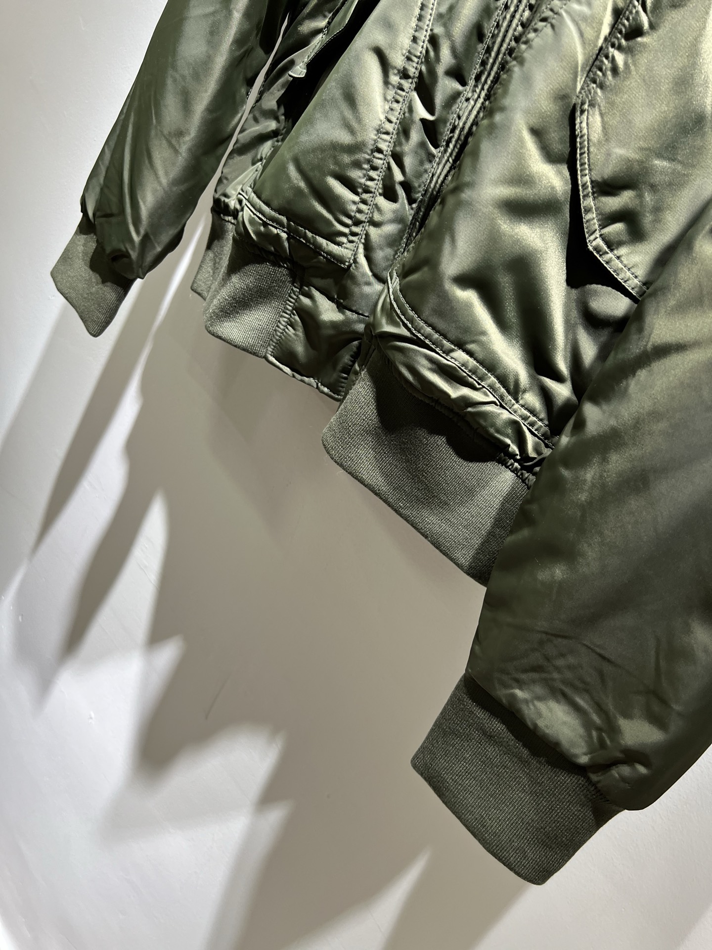 BALENCIA*巴黎*家 2025秋冬最新款休闲百搭休闲棉服夹克外套，男女同款👫❤️经典标志五金log