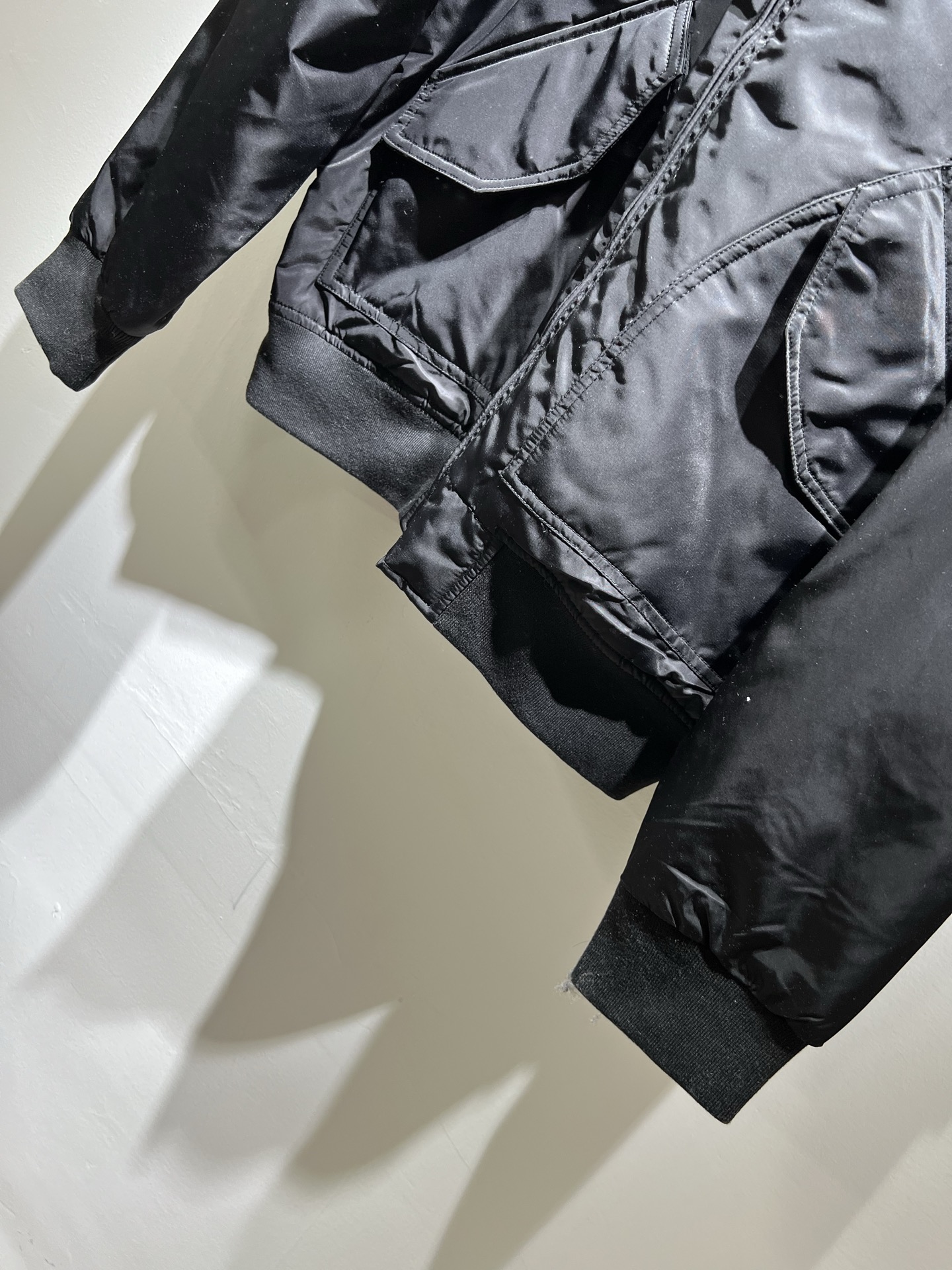 BALENCIA*巴黎*家 2025秋冬最新款休闲百搭休闲棉服夹克外套，男女同款👫❤️经典标志五金log