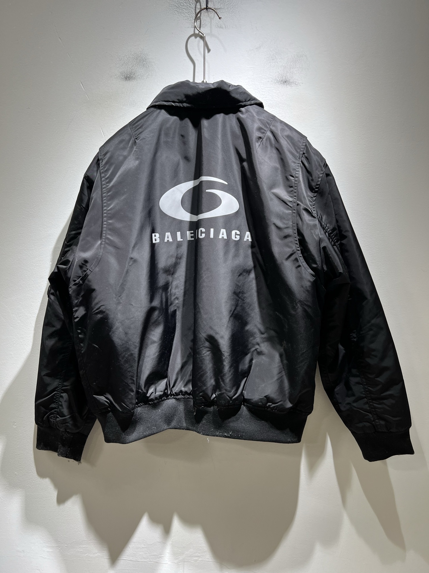 BALENCIA*巴黎*家 2025秋冬最新款休闲百搭休闲棉服夹克外套，男女同款👫❤️经典标志五金log