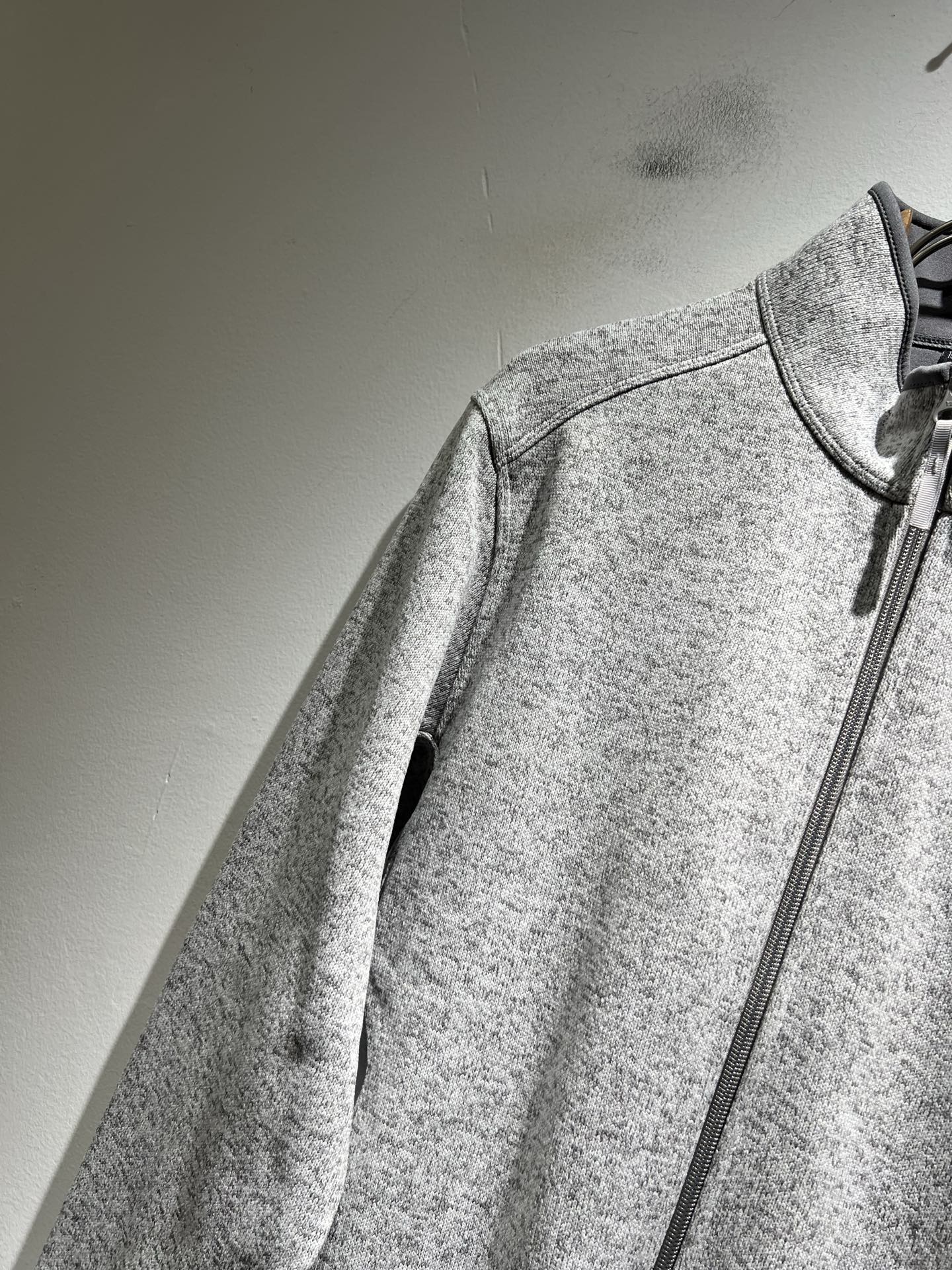 ARCTER*X始*祖鸟 2025秋冬新款男女同款👫夹克外套，户外品牌可能大家第一想到的就是加拿大鹅、始