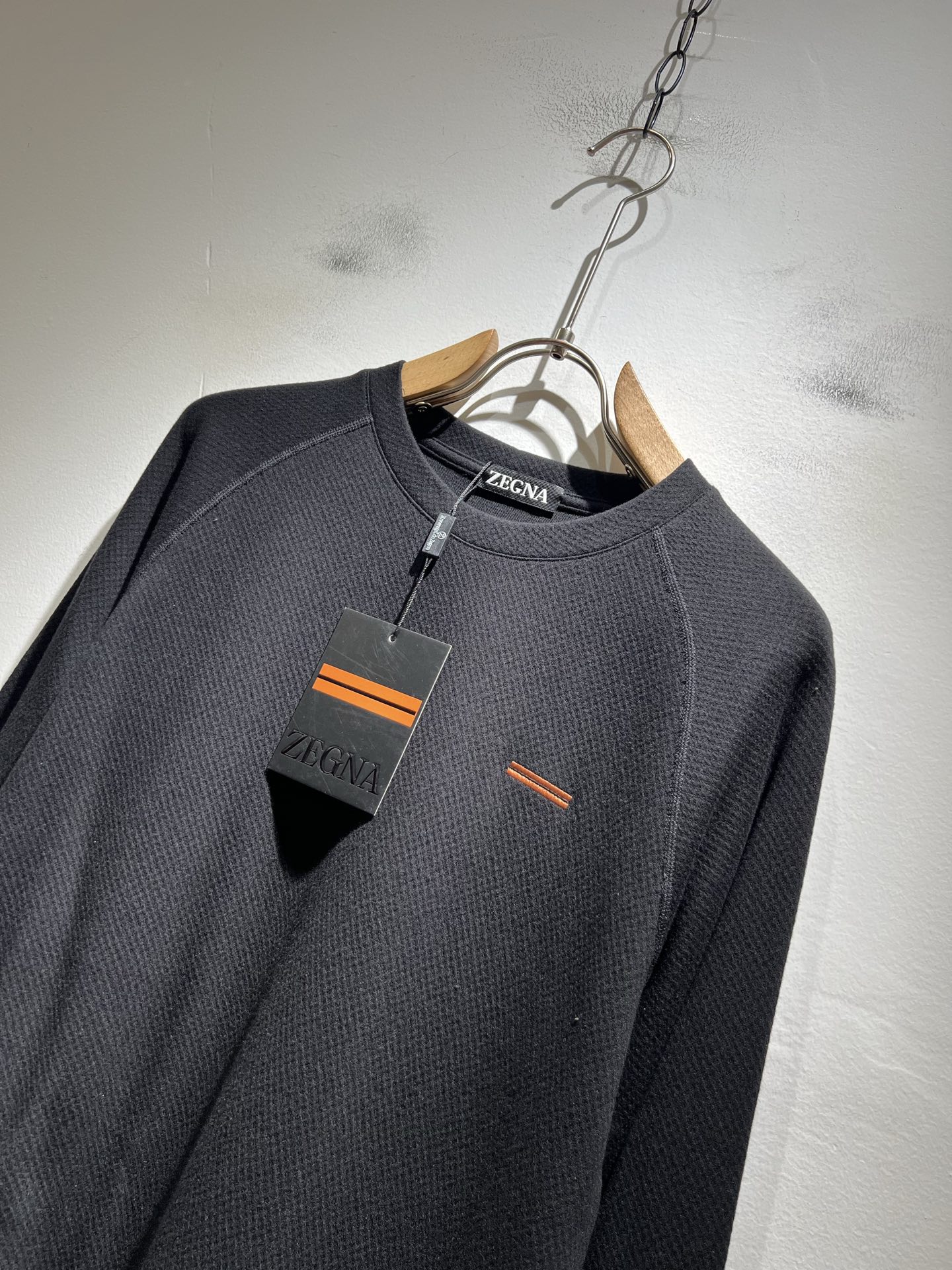 Ermenegildo Zeg*a杰*亚 2025秋冬新品男士长袖休闲打底衫，外贸公司订单！是杰尼亚经典