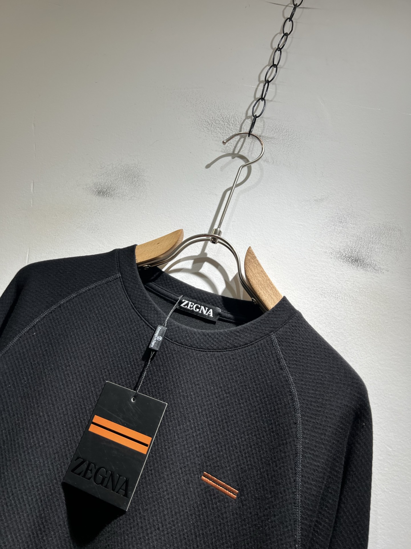 Ermenegildo Zeg*a杰*亚 2025秋冬新品男士长袖休闲打底衫，外贸公司订单！是杰尼亚经典