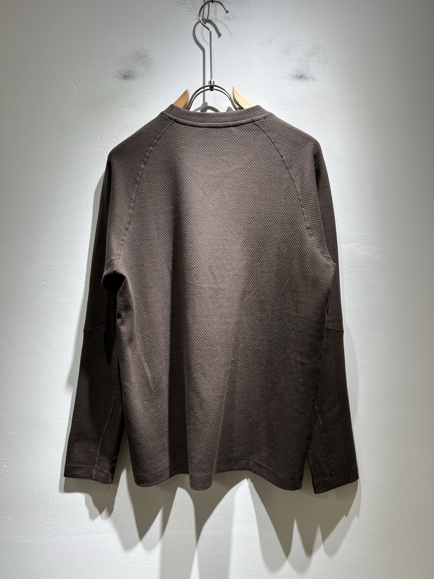 Ermenegildo Zeg*a杰*亚 2025秋冬新品男士长袖休闲打底衫，外贸公司订单！是杰尼亚经典