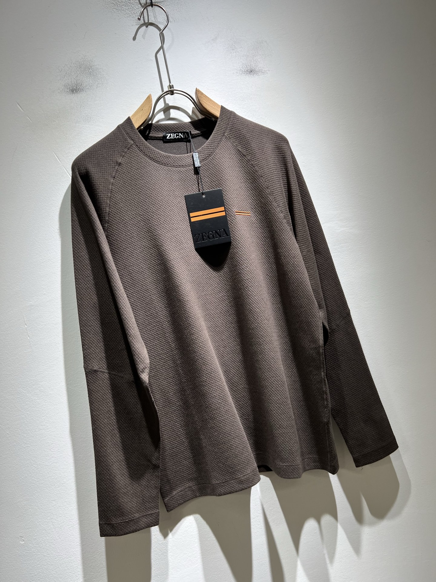 Ermenegildo Zeg*a杰*亚 2025秋冬新品男士长袖休闲打底衫，外贸公司订单！是杰尼亚经典