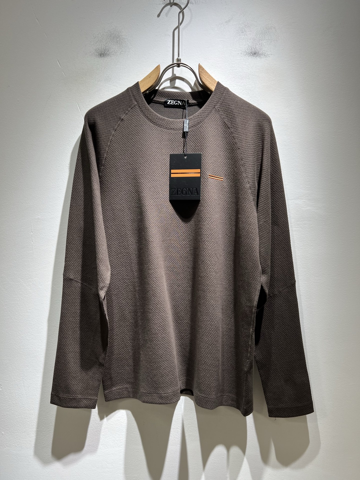 Ermenegildo Zeg*a杰*亚 2025秋冬新品男士长袖休闲打底衫，外贸公司订单！是杰尼亚经典