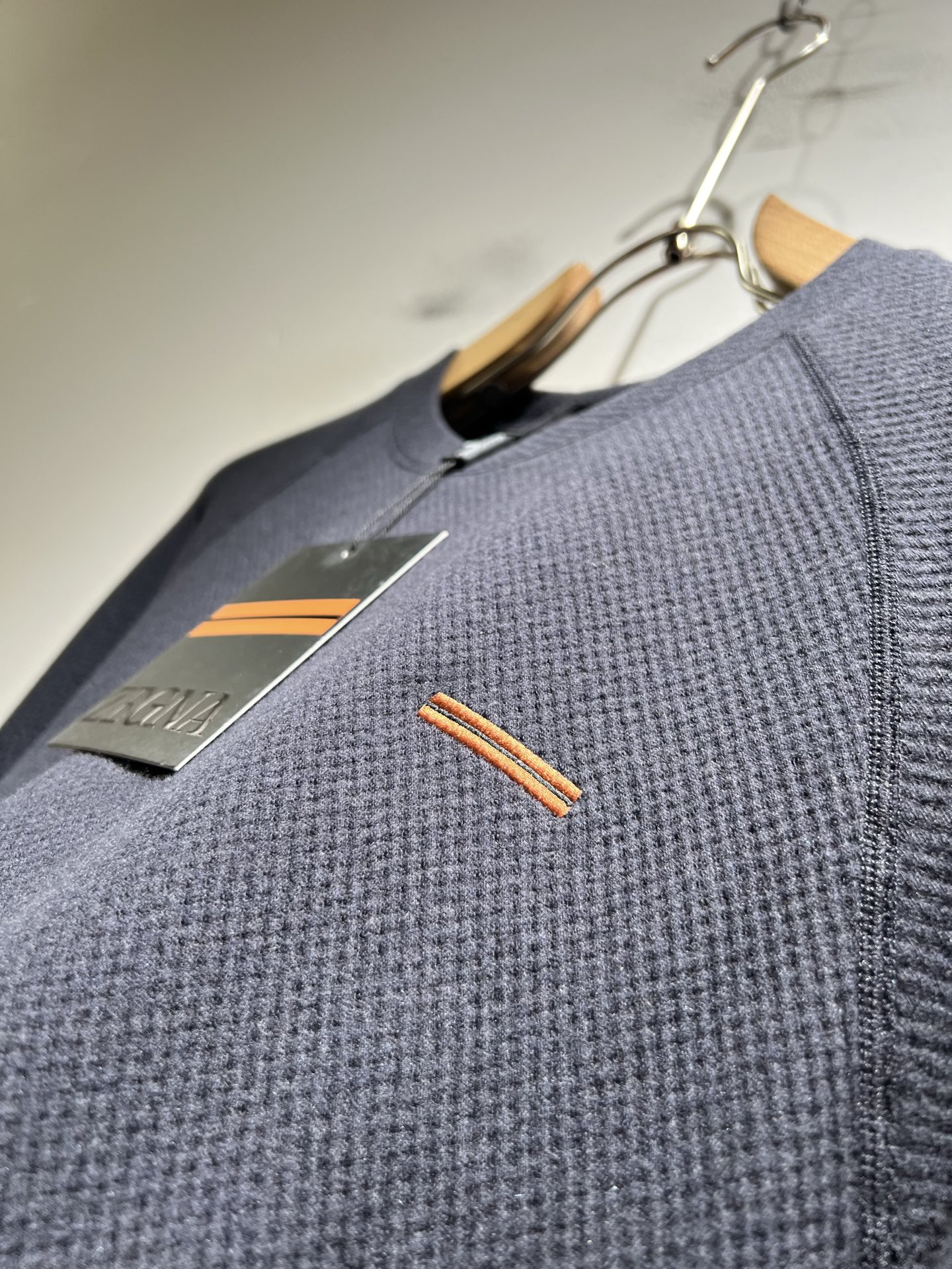 Ermenegildo Zeg*a杰*亚 2025秋冬新品男士长袖休闲打底衫，外贸公司订单！是杰尼亚经典