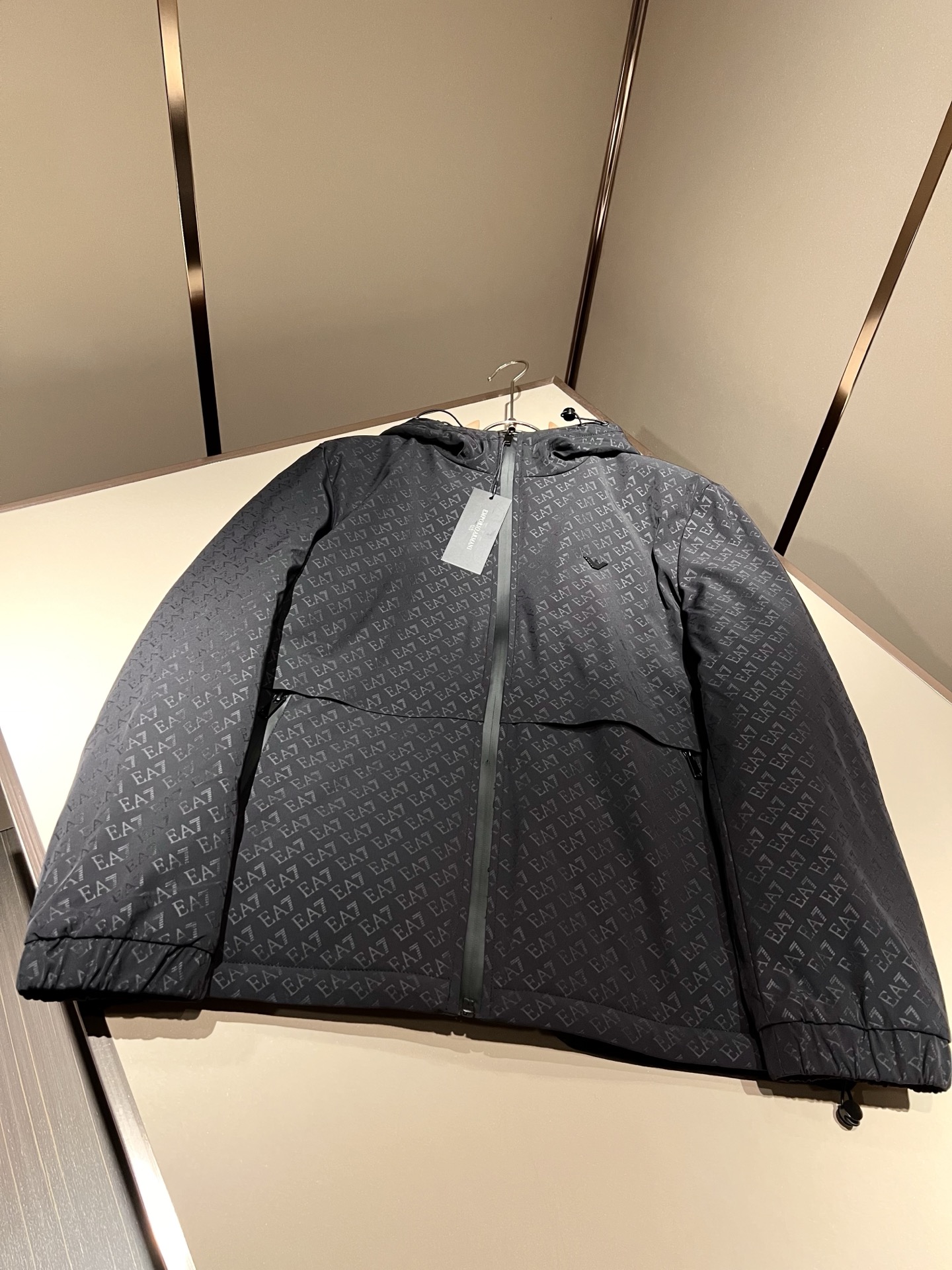 Arman阿*尼 2025秋冬休闲棉服夹克外套，最新时尚休闲拉链夹克，时尚夹克外套!贸易公司渠道稀出，同