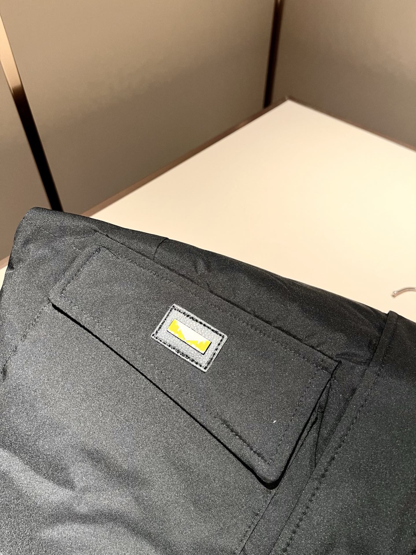 Fen*di芬*迪 原单代购精品 2025秋冬官网最新款男女同款👫羽绒马甲外套，原版订制客供聚酯纤维面料