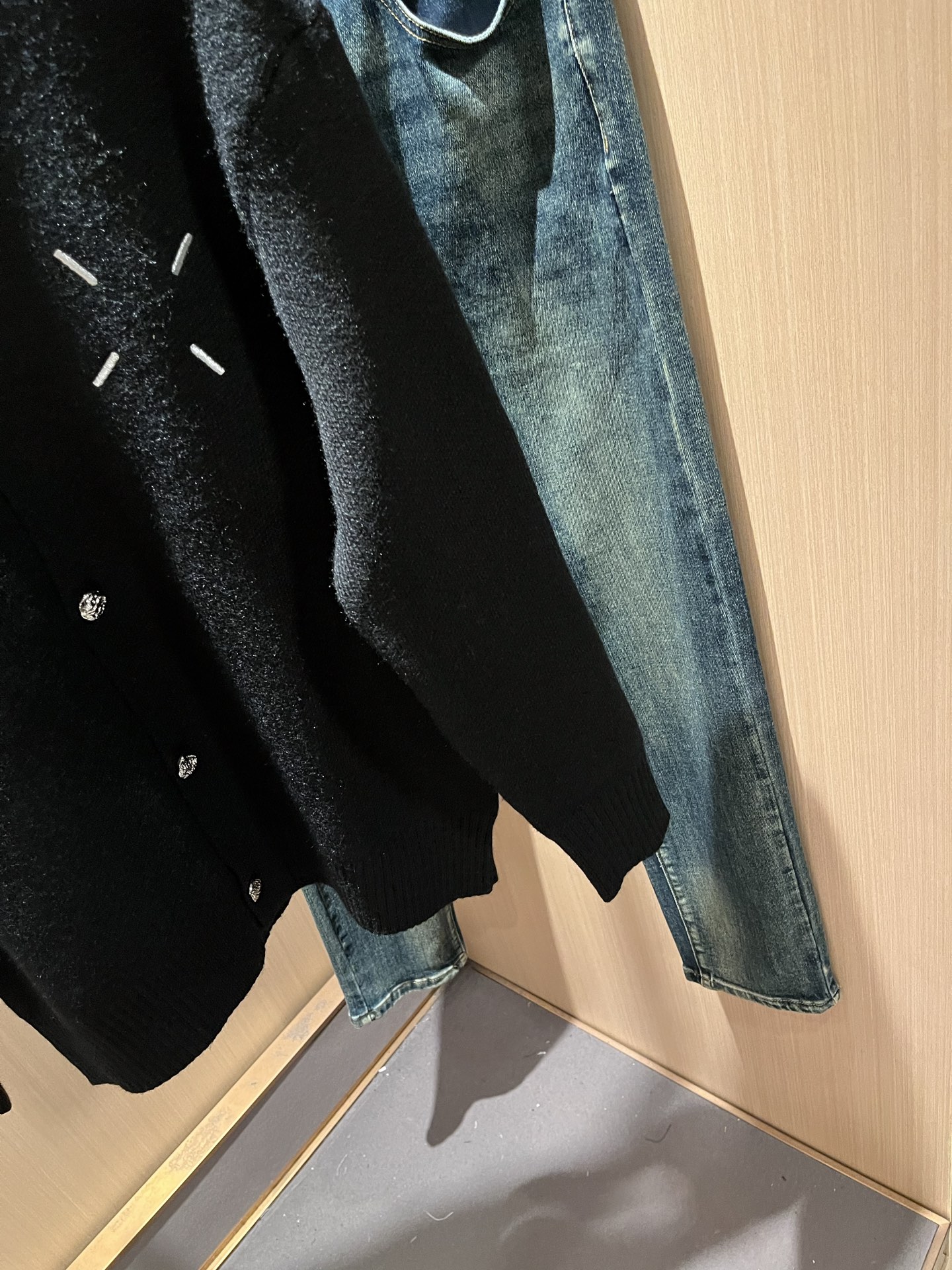 马吉拉 maison margiel 2025秋冬新款男女同款👫休闲针织羊毛开衫，专柜同步发售！定制专属