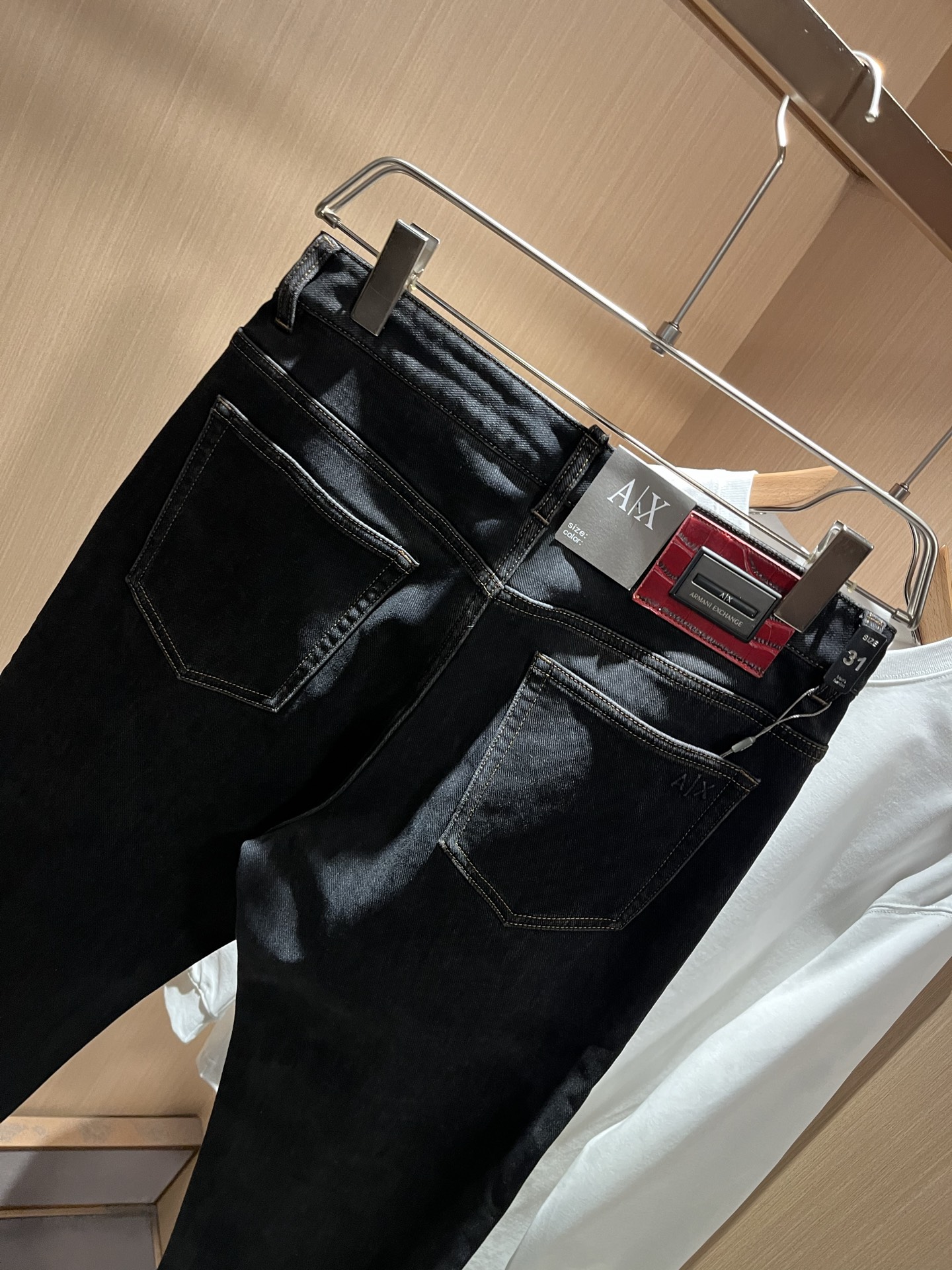 Arman阿*尼2025秋冬新款男士小直筒牛仔裤，贸易公司订单！官网同步 经典之作很好搭配衣服哦 怎么穿