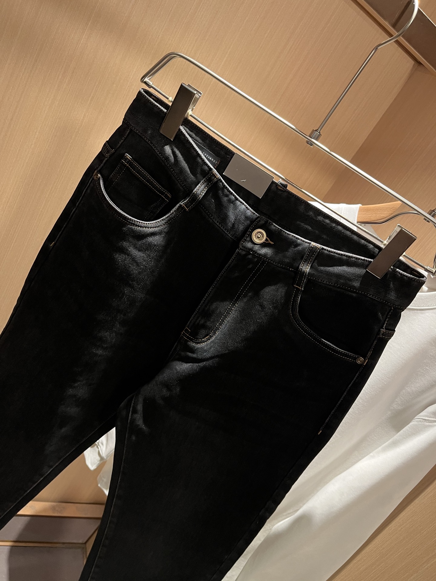 Arman阿*尼2025秋冬新款男士小直筒牛仔裤，贸易公司订单！官网同步 经典之作很好搭配衣服哦 怎么穿