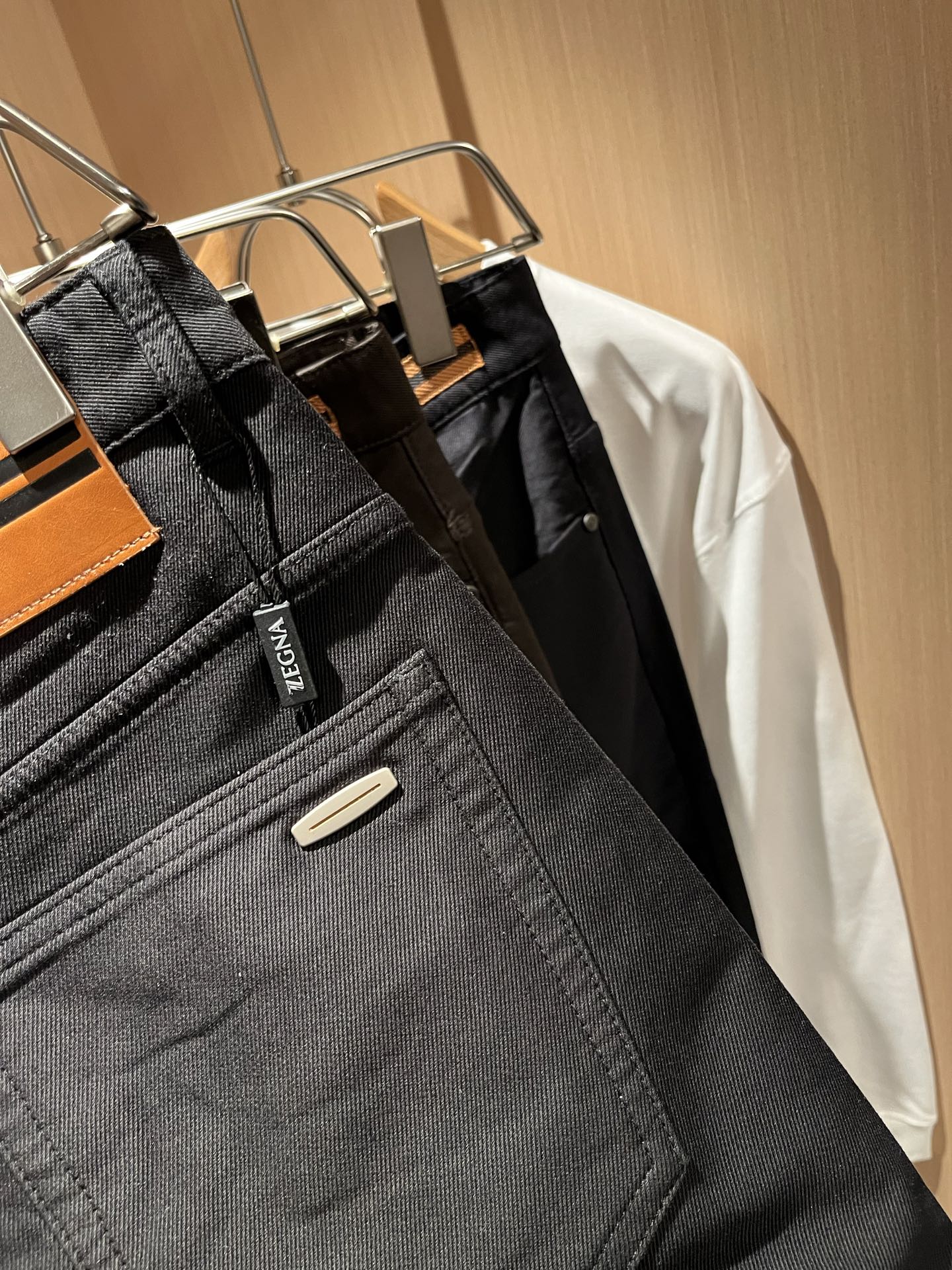 Zegna 杰尼亚 2025秋冬新款男士休闲裤，压轴的渠道货出现了！！柜台同步销售！ 毫不夸张的说，此款