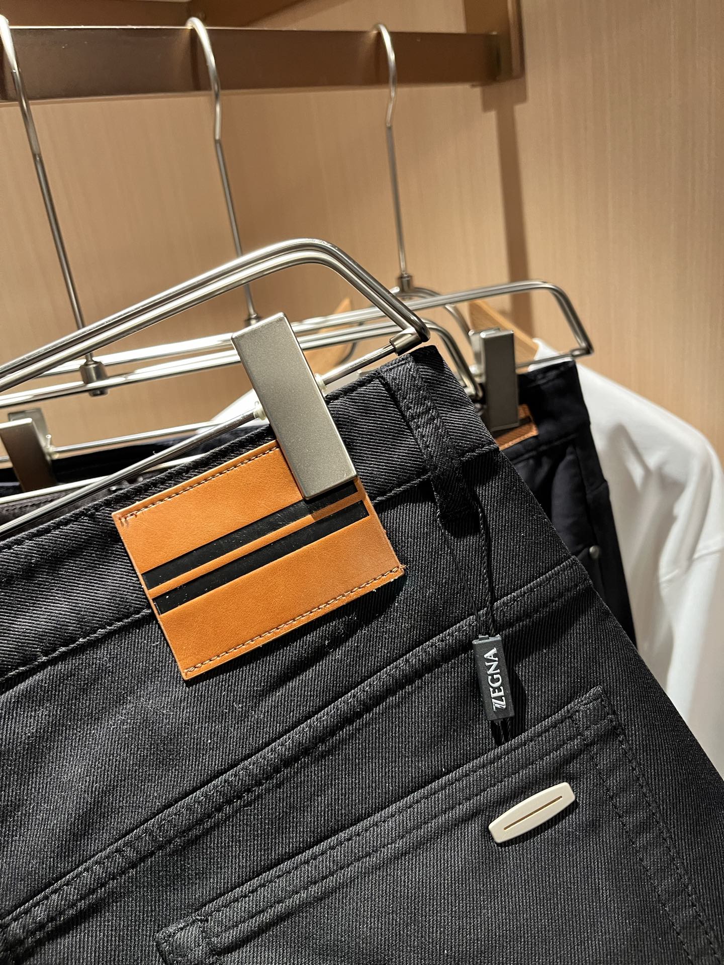 Zegna 杰尼亚 2025秋冬新款男士休闲裤，压轴的渠道货出现了！！柜台同步销售！ 毫不夸张的说，此款