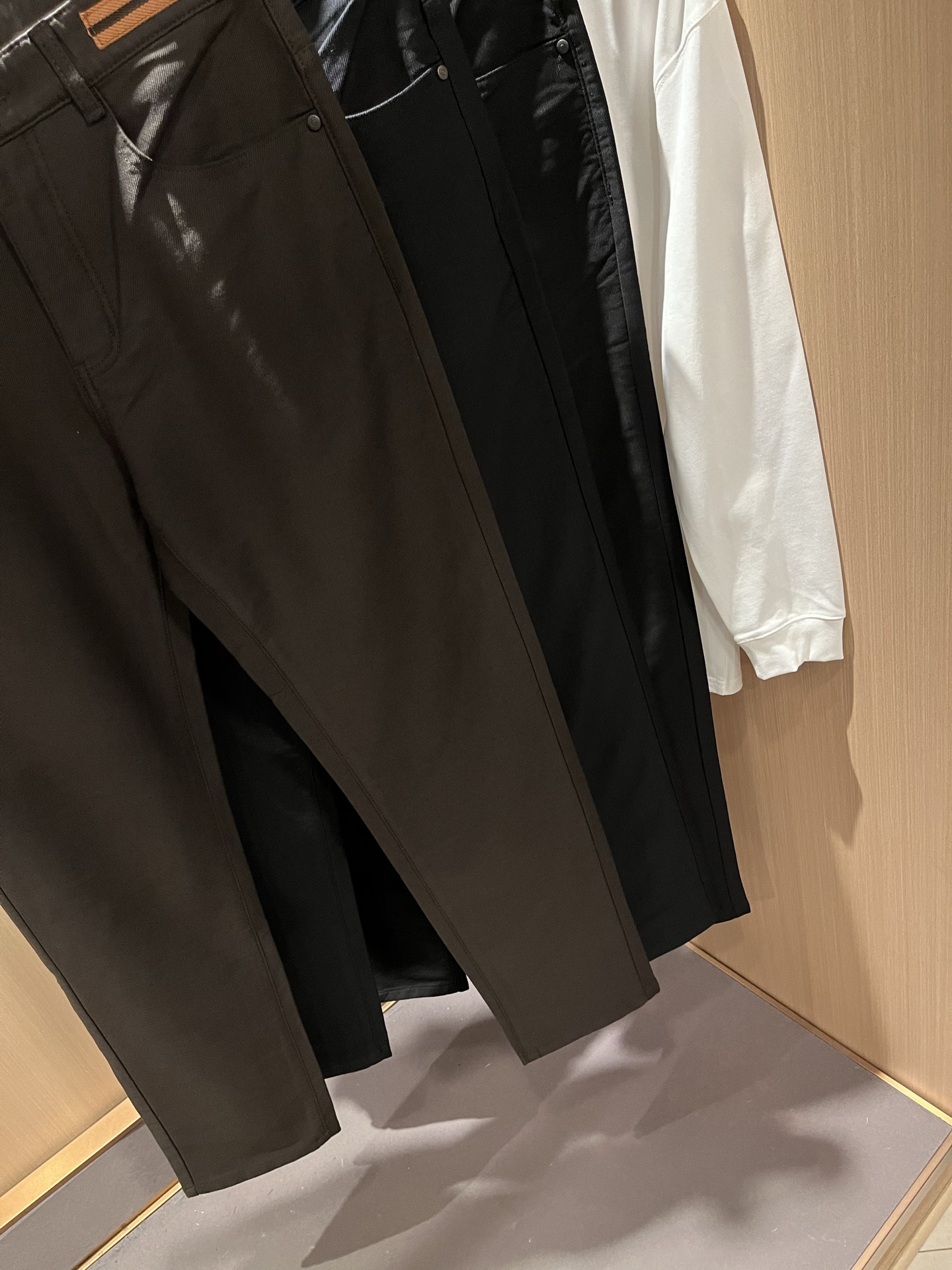 Zegna 杰尼亚 2025秋冬新款男士休闲裤，压轴的渠道货出现了！！柜台同步销售！ 毫不夸张的说，此款