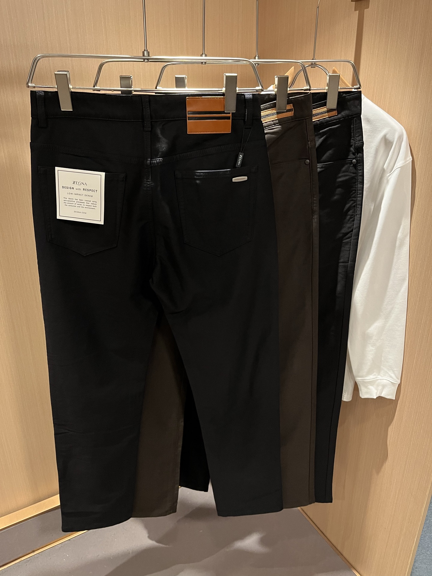 Zegna 杰尼亚 2025秋冬新款男士休闲裤，压轴的渠道货出现了！！柜台同步销售！ 毫不夸张的说，此款