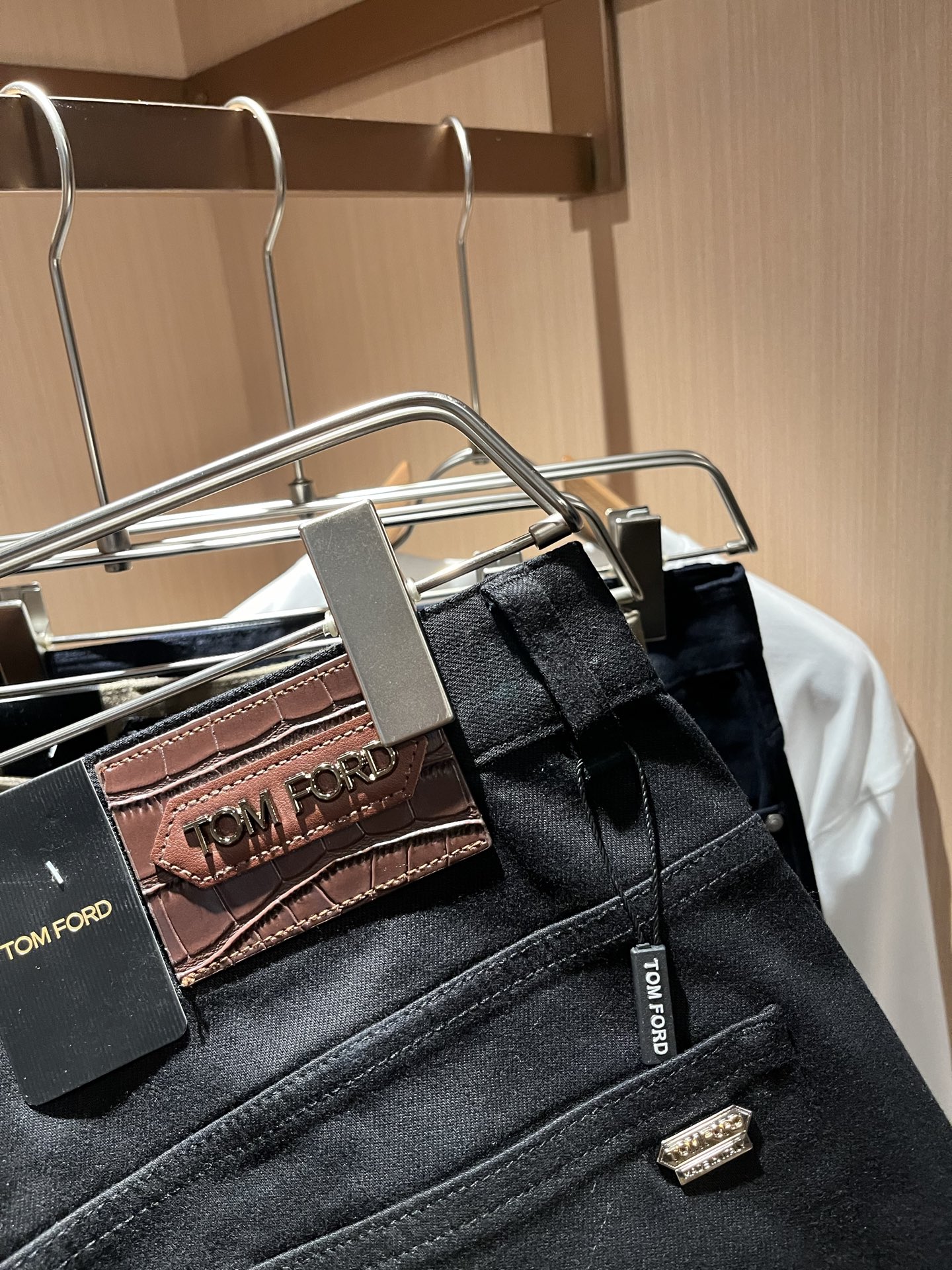 TOM FORD 汤姆福特 2025秋冬新品男士休闲裤，最新的贸易订单全品相！上身舒适透气，不僵硬，整体