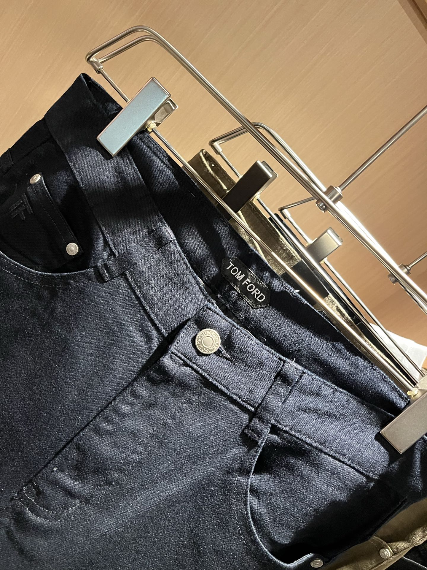 TOM FORD 汤姆福特 2025秋冬新品男士休闲裤，最新的贸易订单全品相！上身舒适透气，不僵硬，整体