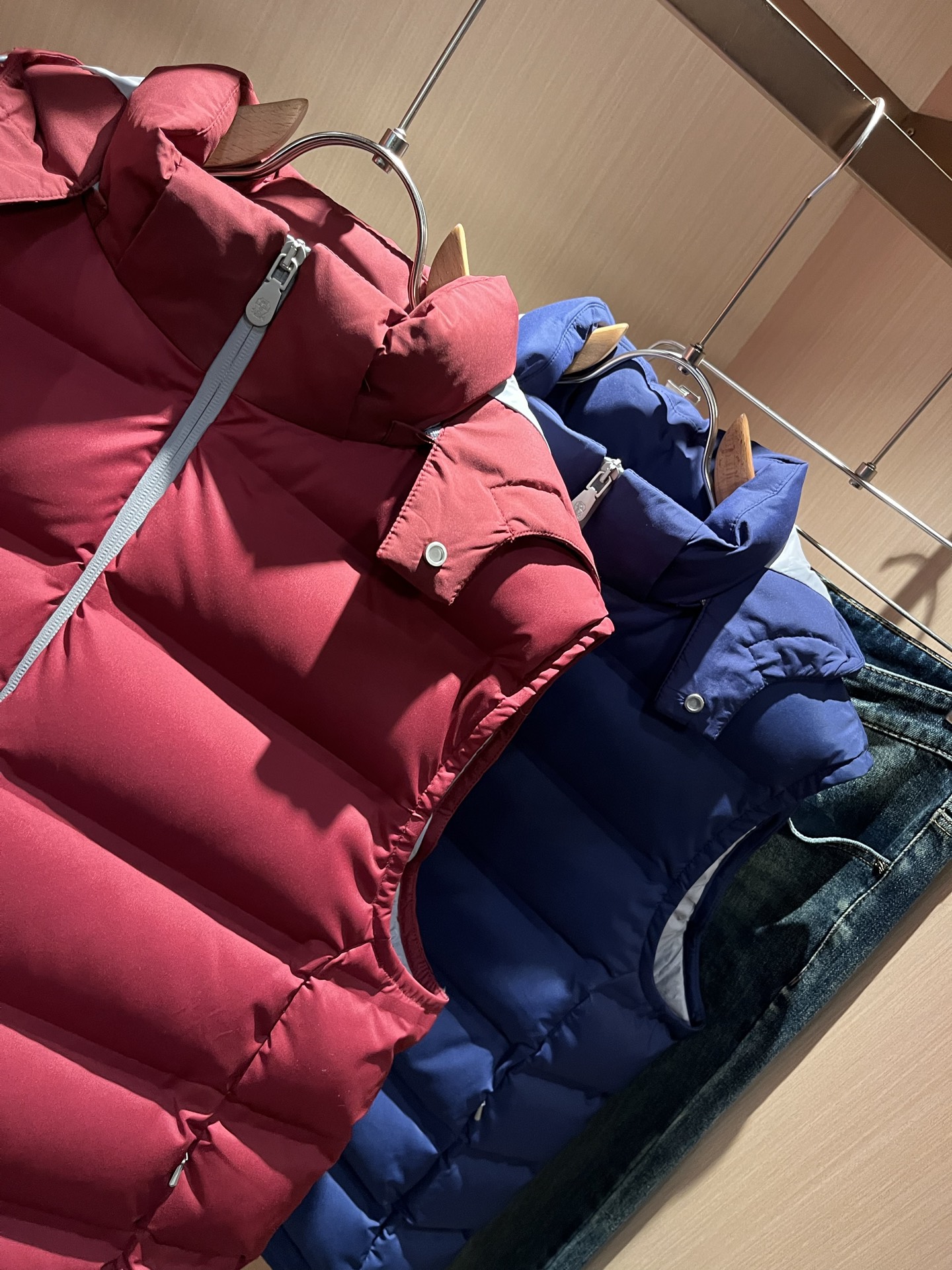 BC-Brunello Cucineli 2025秋冬男女同款👫羽绒服马甲外套，羽绒面料夹克 防水羽绒服