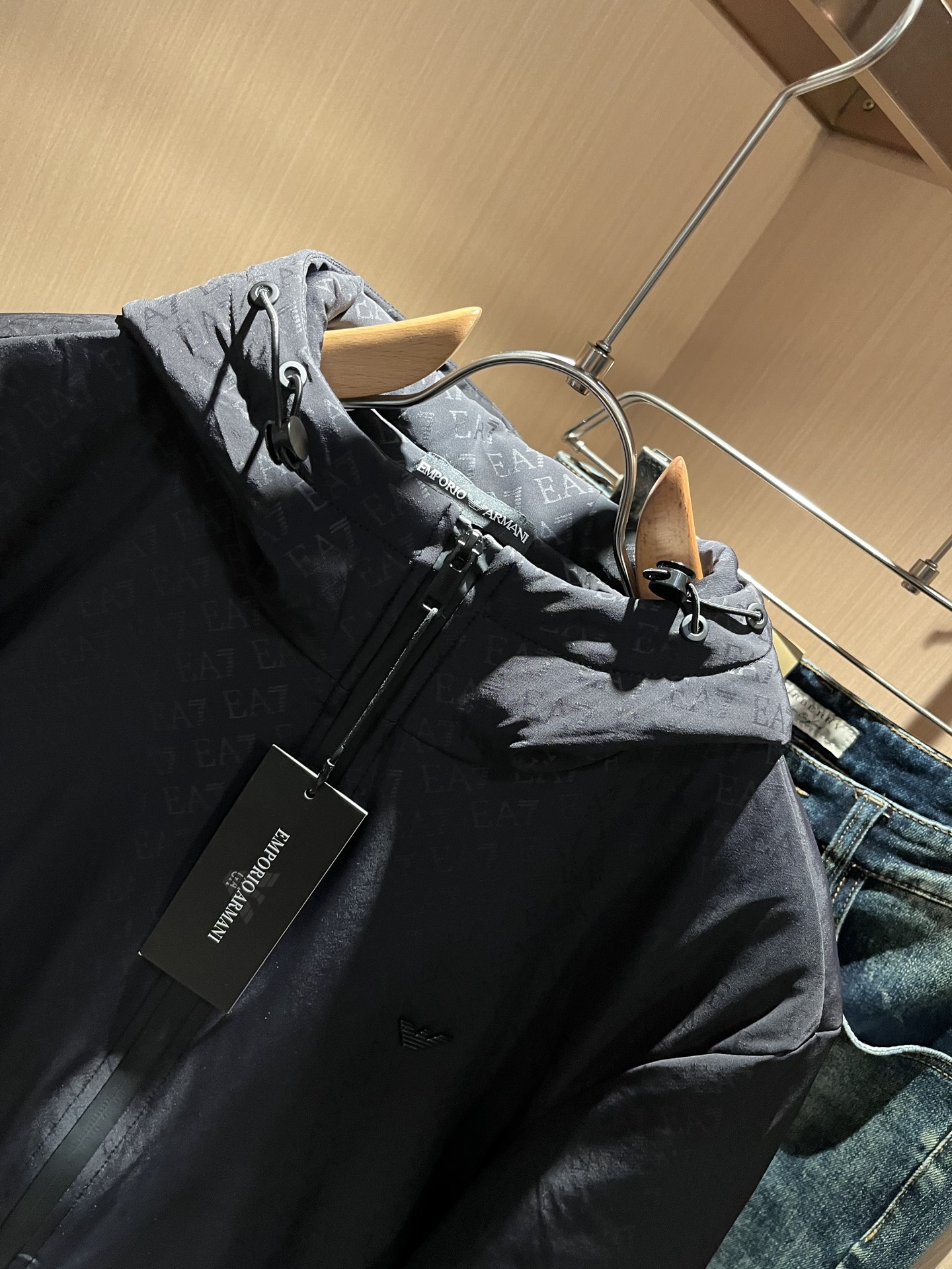 Arman阿*尼 2025秋冬休闲棉服夹克外套，最新时尚休闲拉链夹克，时尚夹克外套!贸易公司渠道稀出，同