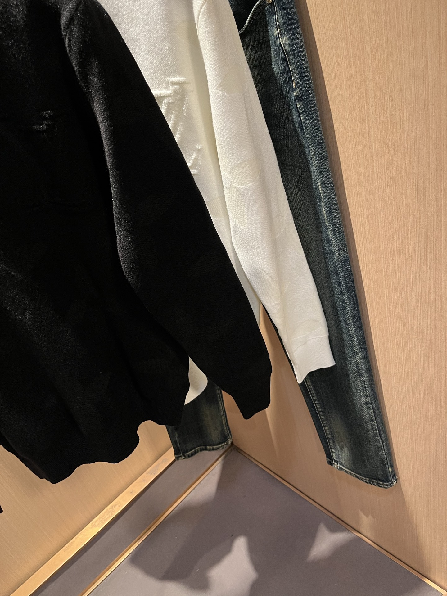 Louis Vuit*on 2025秋冬路易家族轻奢Monogram钩织针织羊毛衫！男女同款👫装饰！ 路