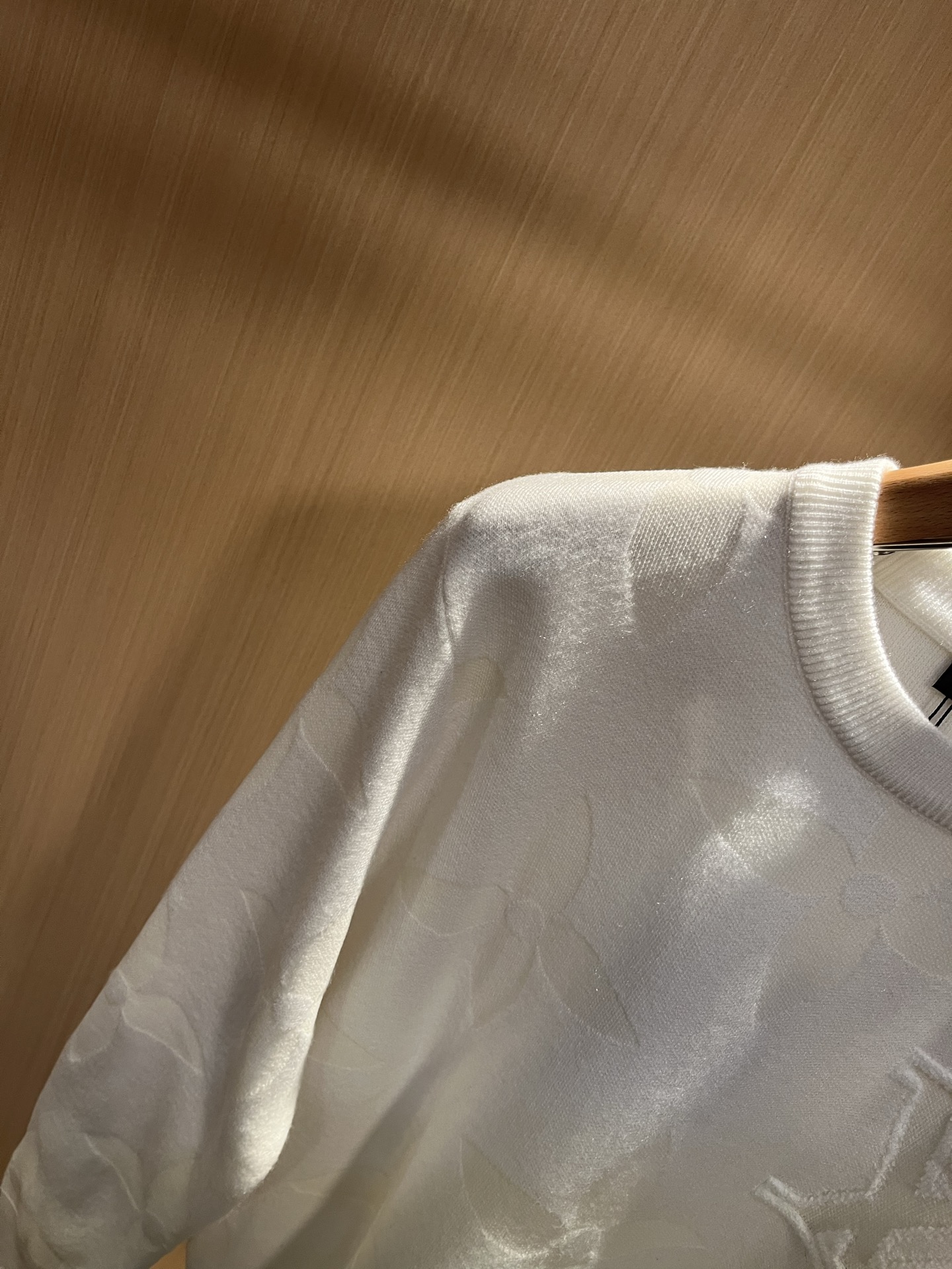 Louis Vuit*on 2025秋冬路易家族轻奢Monogram钩织针织羊毛衫！男女同款👫装饰！ 路