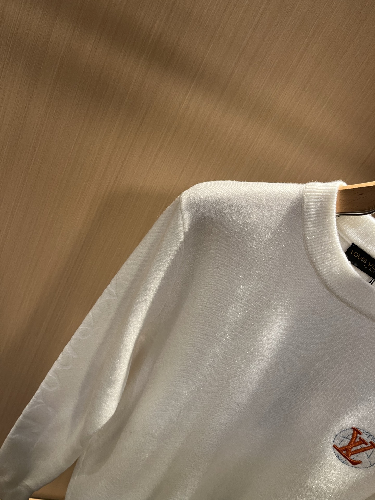 Louis Vuit*on 2025秋冬路易家族轻奢Monogram钩织针织羊毛衫！男女同款👫装饰！ 路