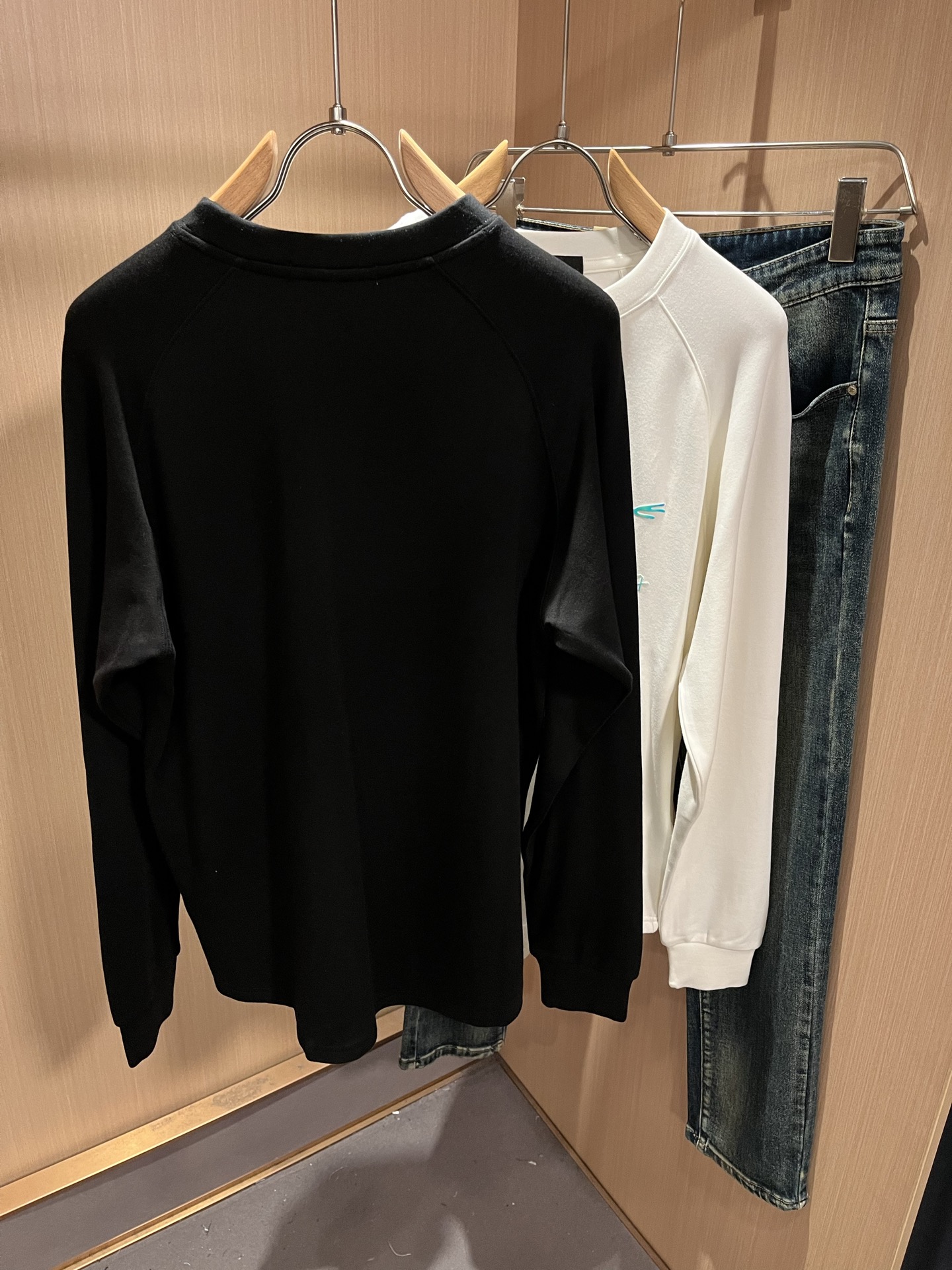 ARCTER*X始*祖鸟 2025秋冬新款男女同款👫休闲打底衫，户外品牌可能大家第一想到的就是加拿大鹅、