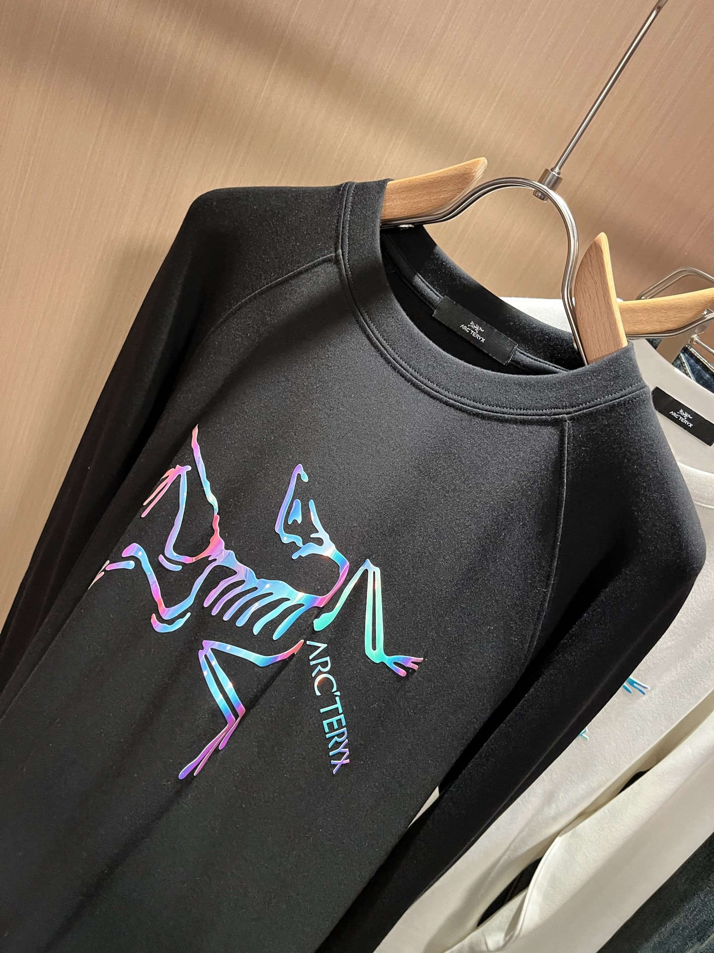 ARCTER*X始*祖鸟 2025秋冬新款男女同款👫休闲打底衫，户外品牌可能大家第一想到的就是加拿大鹅、