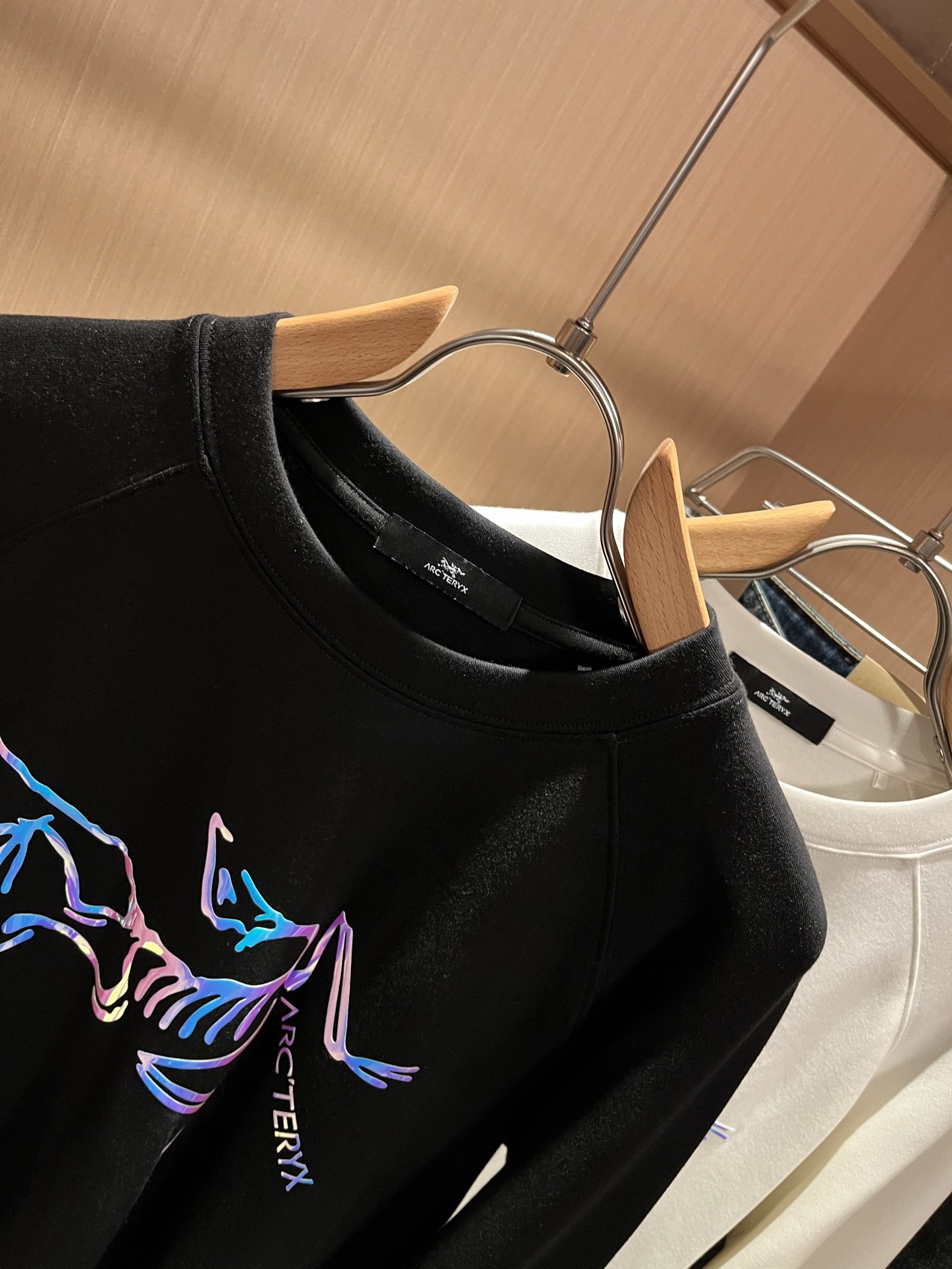 ARCTER*X始*祖鸟 2025秋冬新款男女同款👫休闲打底衫，户外品牌可能大家第一想到的就是加拿大鹅、