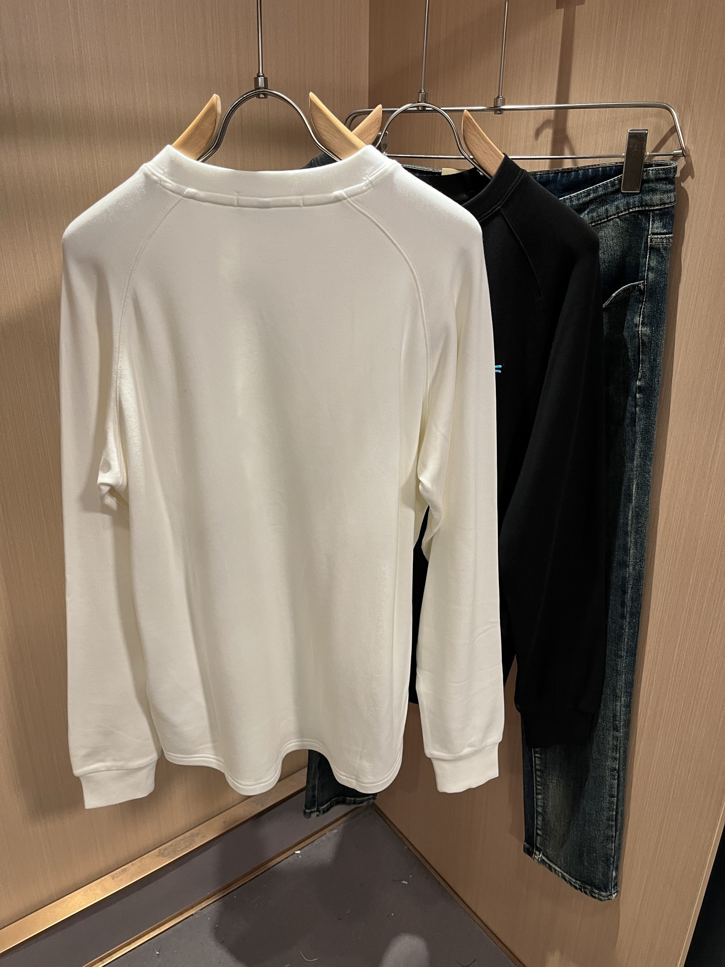 ARCTER*X始*祖鸟 2025秋冬新款男女同款👫休闲打底衫，户外品牌可能大家第一想到的就是加拿大鹅、