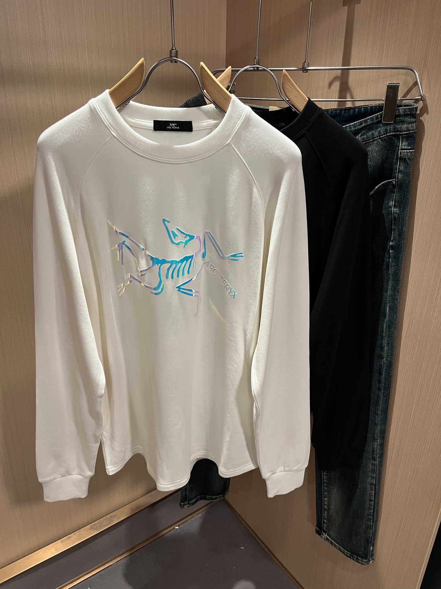 ARCTER*X始*祖鸟 2025秋冬新款男女同款👫休闲打底衫，户外品牌可能大家第一想到的就是加拿大鹅、