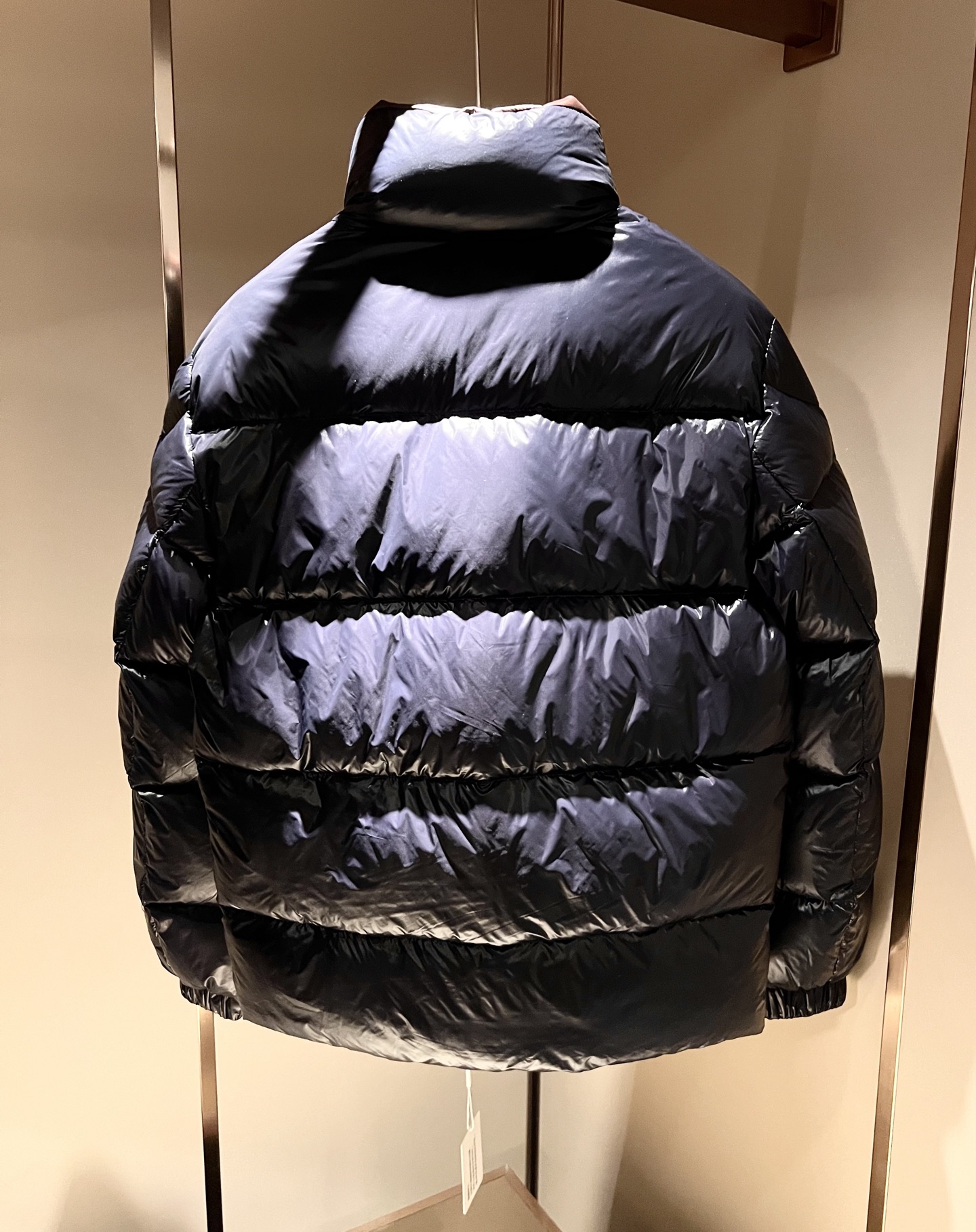 Mon*ler蒙口 2025秋冬新款男女同款👫羽绒服 ！年度的压轴款登场...匠心技艺于一身的经典款.高