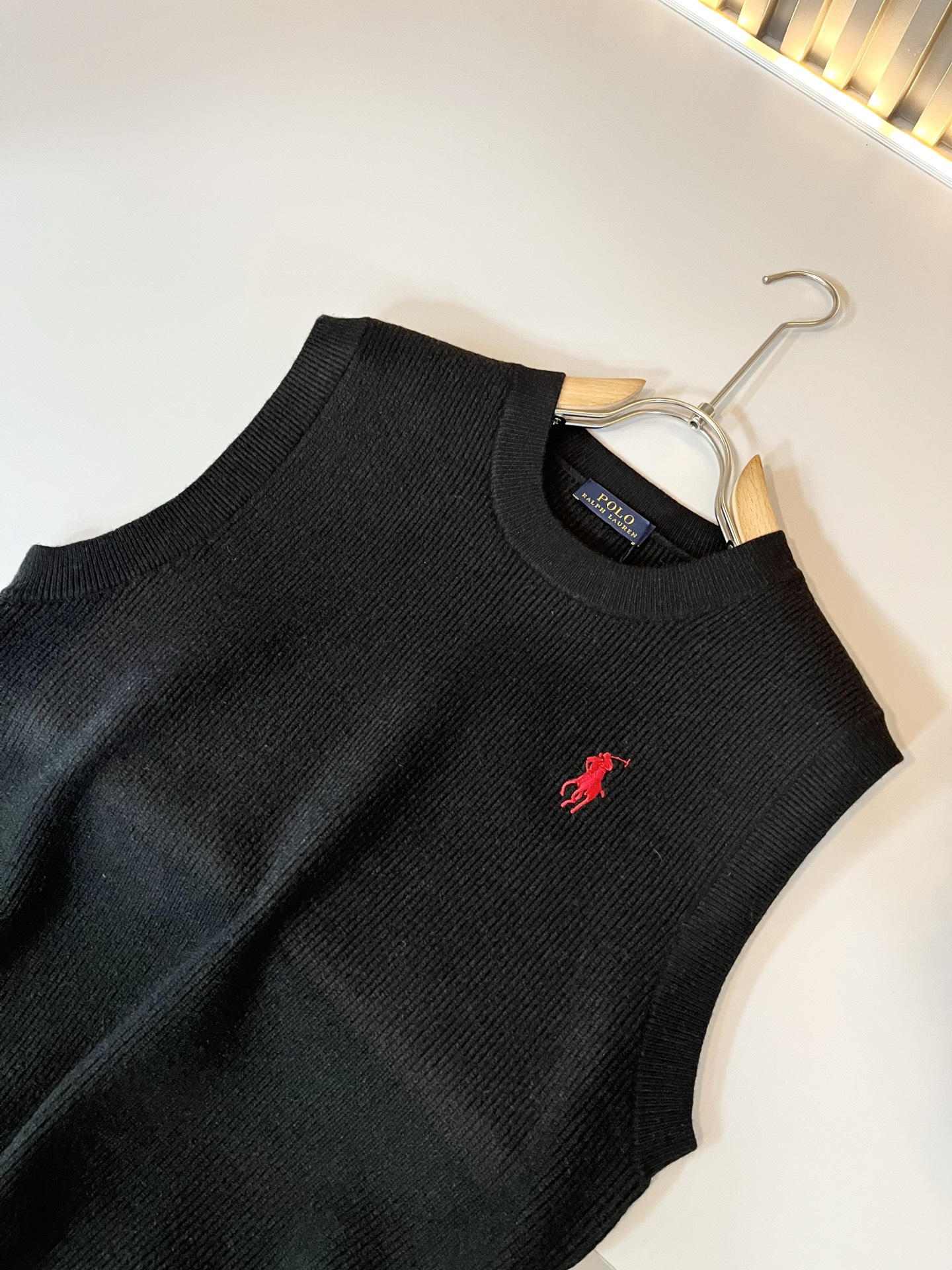 保罗POLOSPORT 2025秋冬新款男女同款👫羊毛马甲背心，简约纯色时尚款不乏有许多设计大咖们都对于