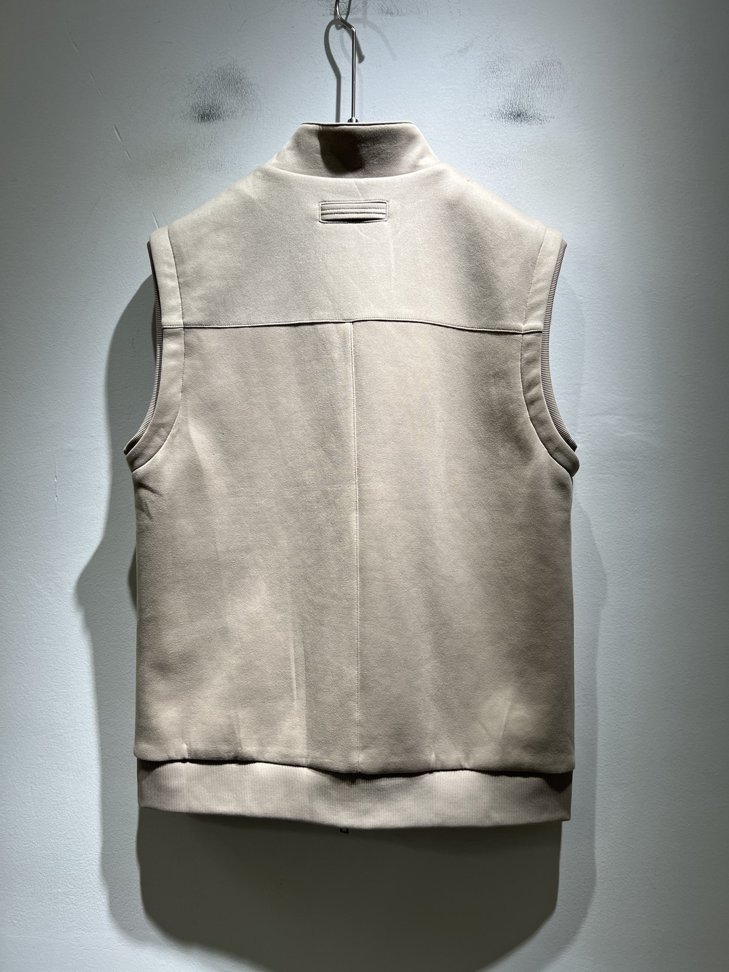 Ermenegildo Zeg*a杰*亚 2025秋冬新品男士马甲，官网同步！外贸公司订单！客供仿绒棉材