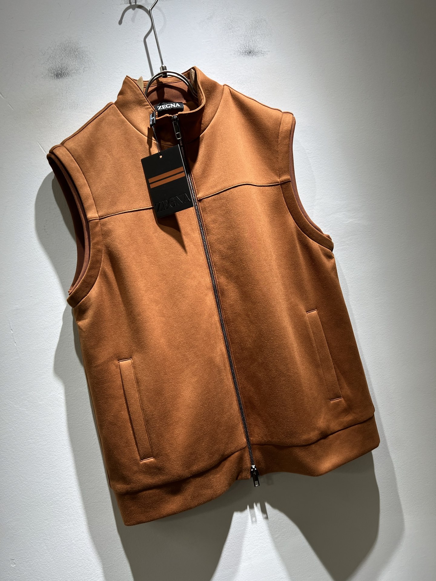 Ermenegildo Zeg*a杰*亚 2025秋冬新品男士马甲，官网同步！外贸公司订单！客供仿绒棉材