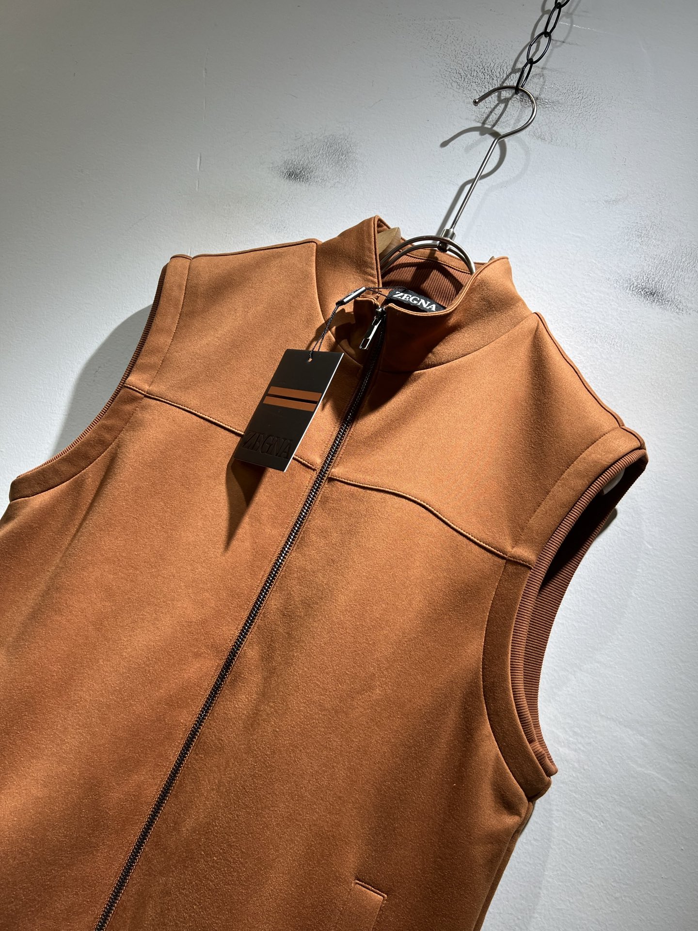 Ermenegildo Zeg*a杰*亚 2025秋冬新品男士马甲，官网同步！外贸公司订单！客供仿绒棉材