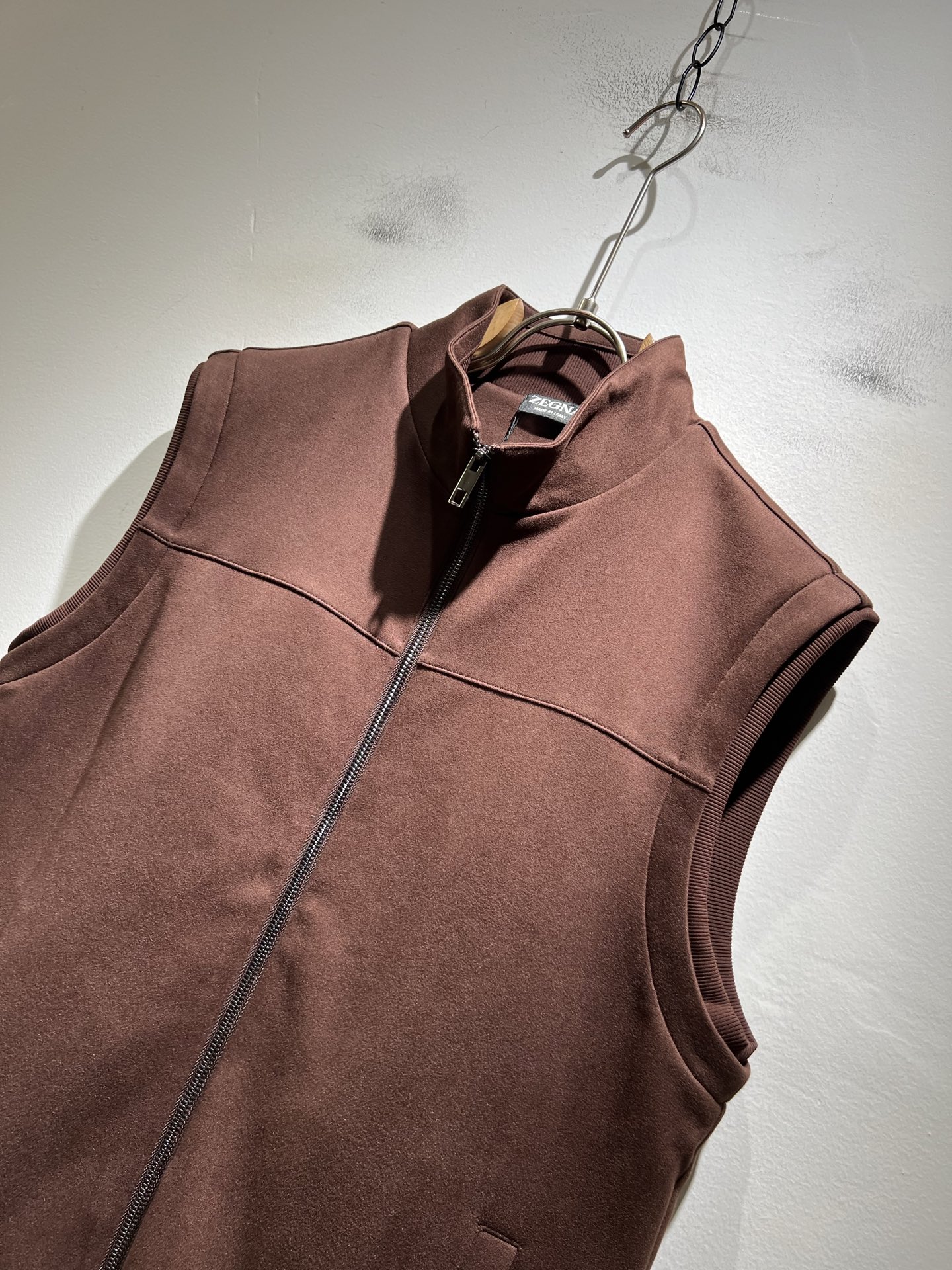 Ermenegildo Zeg*a杰*亚 2025秋冬新品男士马甲，官网同步！外贸公司订单！客供仿绒棉材