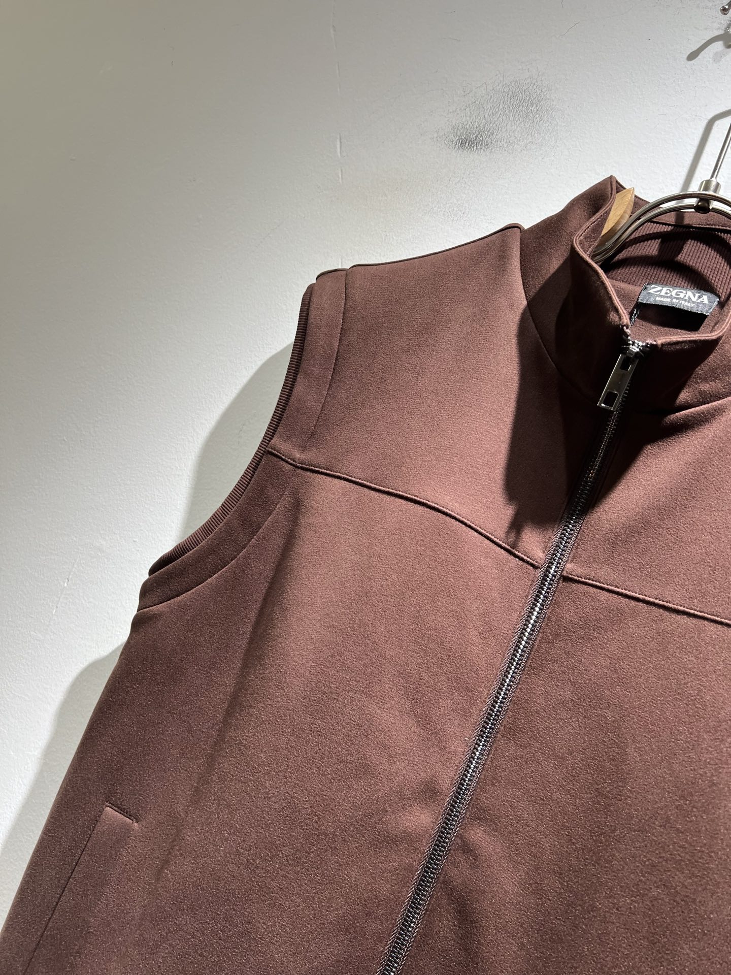 Ermenegildo Zeg*a杰*亚 2025秋冬新品男士马甲，官网同步！外贸公司订单！客供仿绒棉材