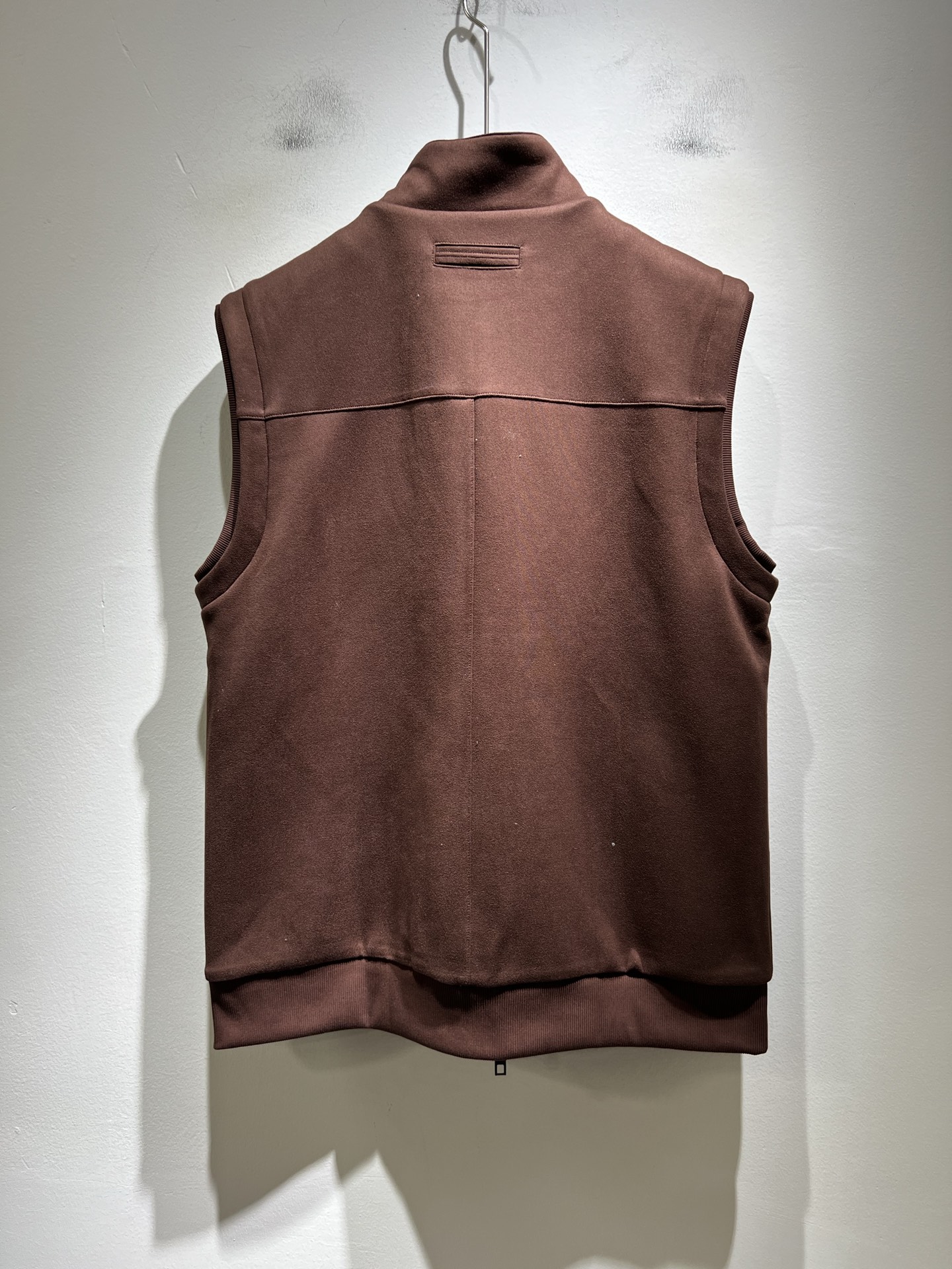 Ermenegildo Zeg*a杰*亚 2025秋冬新品男士马甲，官网同步！外贸公司订单！客供仿绒棉材