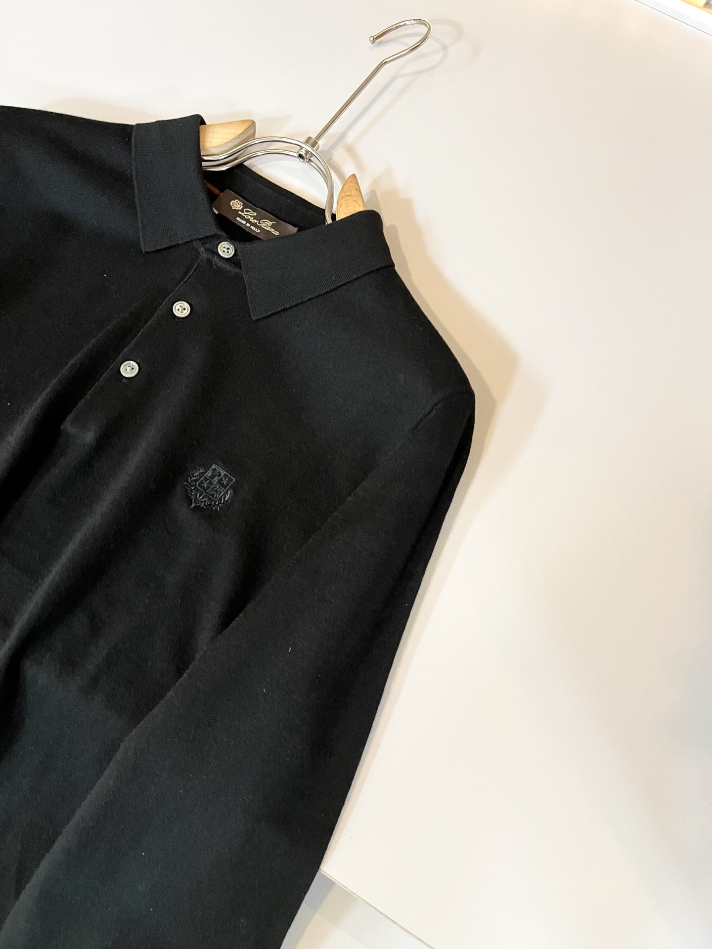 Loro Piana诺悠翩雅 2025秋冬男士最新的贸易订单翻领针织羊毛衫，全品相！！上身舒适透气，不僵