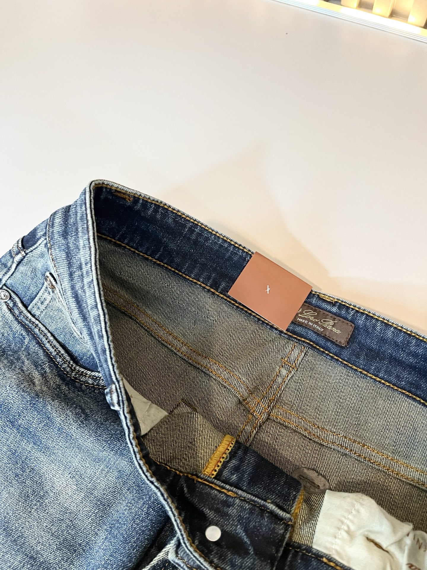 Loro Piana诺悠翩雅 2025秋冬新品男士时装款高端休闲裤，香港洋行渠道货，日本原厂出品，纯血统