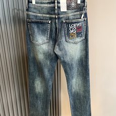 LO*WE/罗*威2025秋冬新品男士时装款高端休闲裤,香港洋行渠道货,日本原厂出品,纯血统品质,完美延 LO*WE/罗*威2025秋冬新品男士时装款高端休闲裤,香港洋行渠道货,日本原厂出品,纯血统品质,完美延