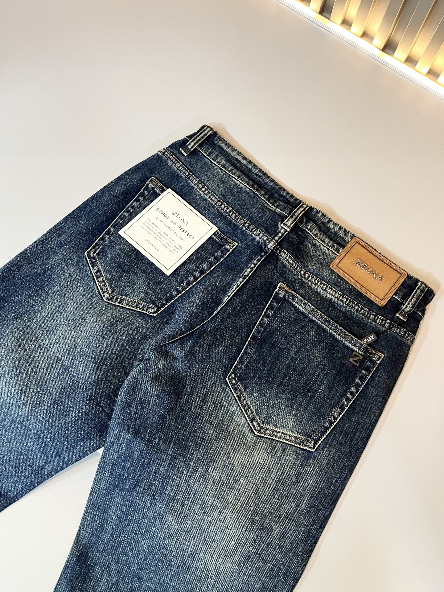 Zegna 杰尼亚 2025秋冬新款男士休闲牛仔裤，压轴的渠道货出现了！！柜台同步销售！ 毫不夸张的说，