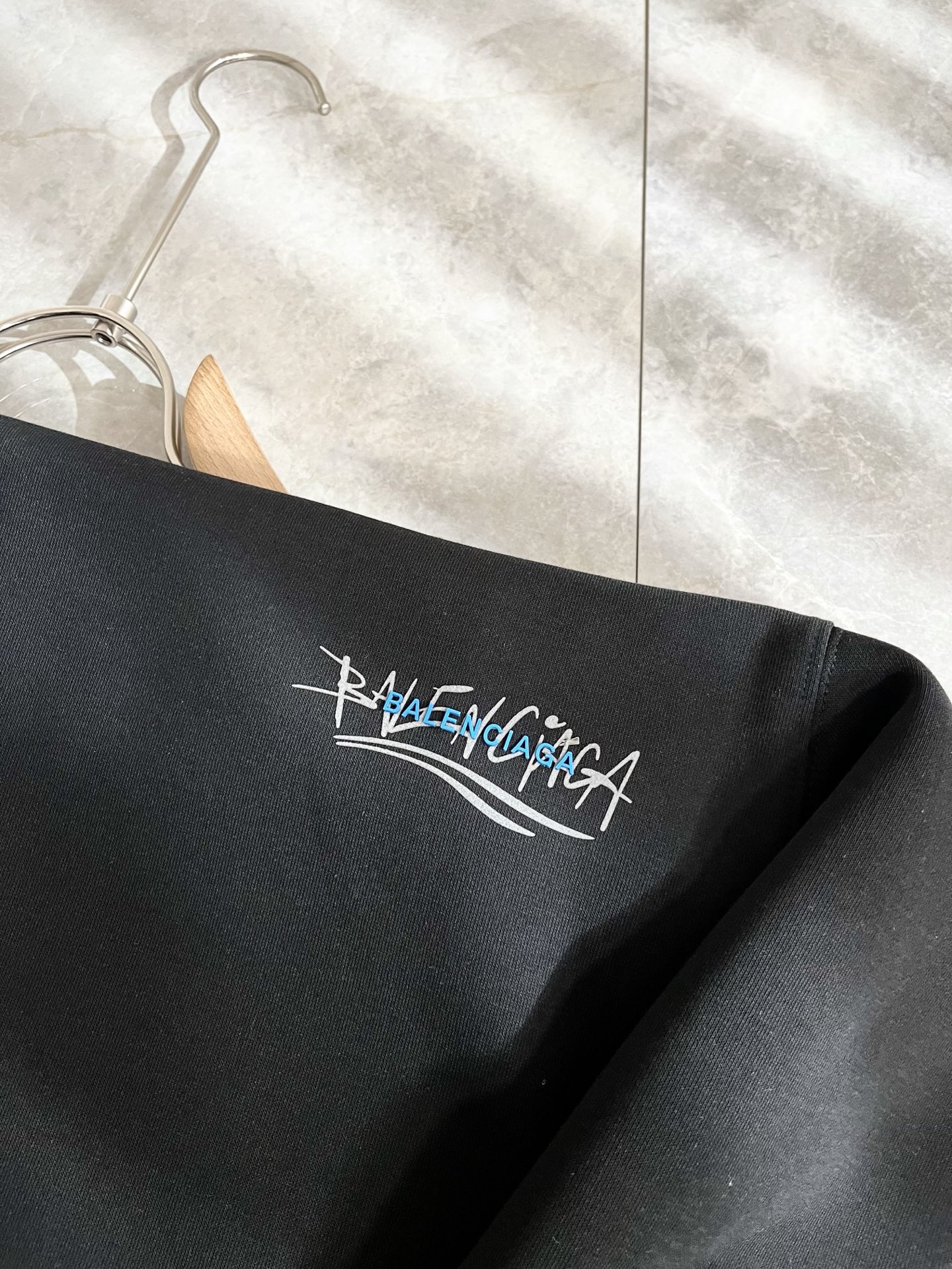 BALENCIA*巴黎*家 2025秋冬最新款百搭卫衣，男女同款👫❤️经典标志图案字母logo图案压胶工