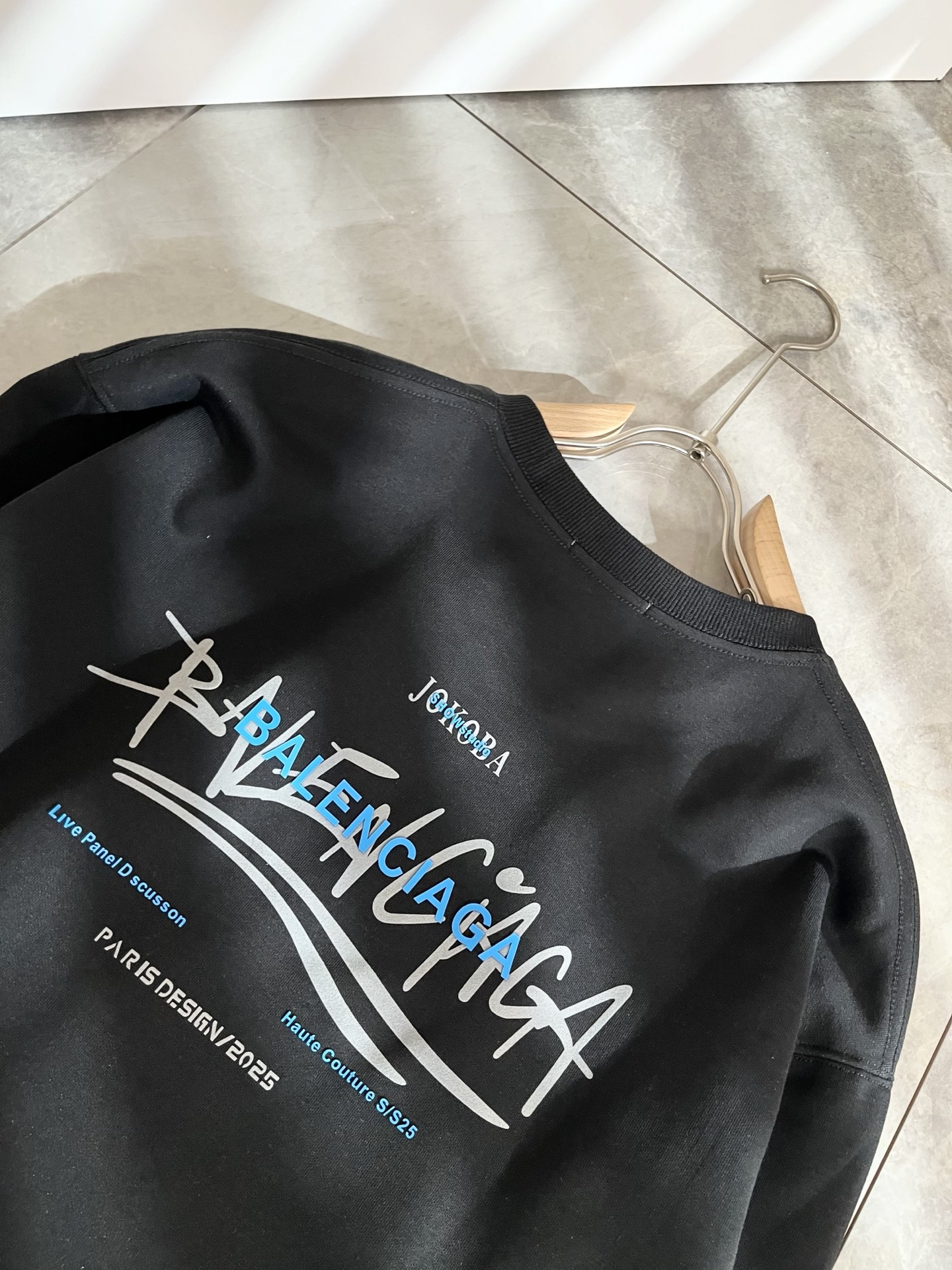 BALENCIA*巴黎*家 2025秋冬最新款百搭卫衣，男女同款👫❤️经典标志图案字母logo图案压胶工